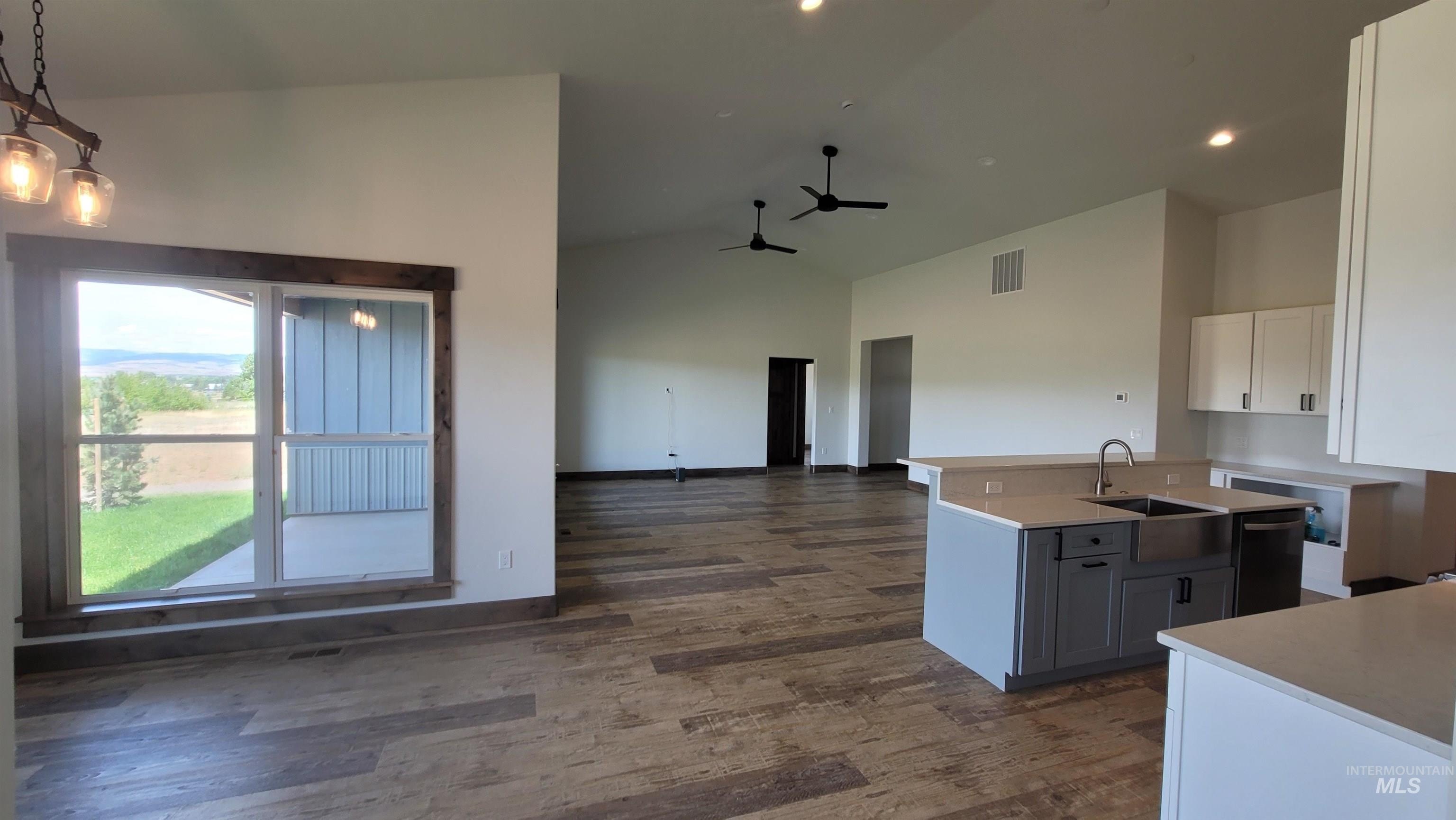 Council, Idaho, 83612, United States, 3 Bedrooms Bedrooms, ,3 BathroomsBathrooms,Residential,For Sale,1845652
