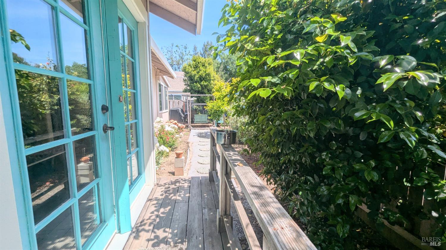 Santa Rosa, California, 95401, United States, 3 Bedrooms Bedrooms, ,2 BathroomsBathrooms,Residential,For Sale,1827098