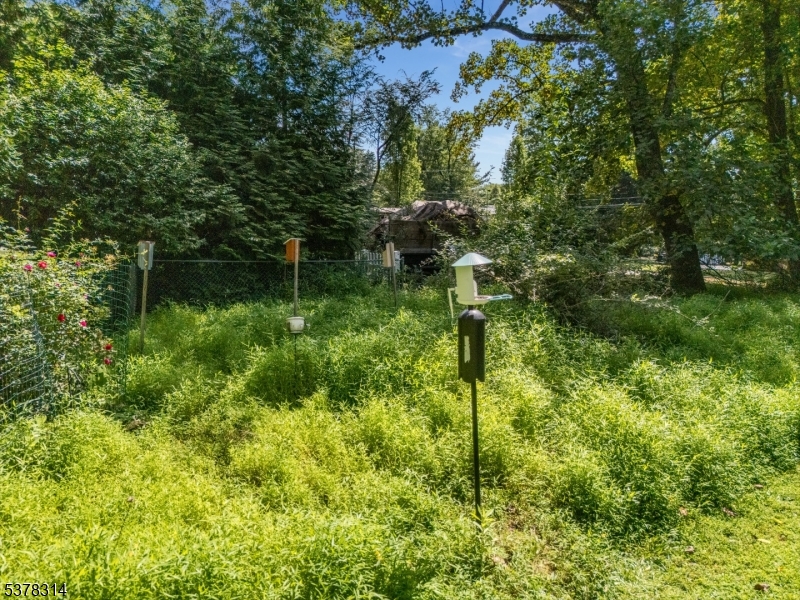 Raritan Twp., New Jersey, 08822, United States, 3 Bedrooms Bedrooms, ,2 BathroomsBathrooms,Residential,For Sale,1917160