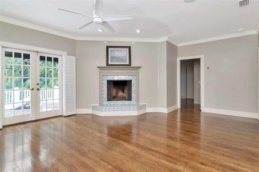 Tampa, Florida, 33611, United States, 5 Bedrooms Bedrooms, ,7 BathroomsBathrooms,Residential,For Sale,1988340