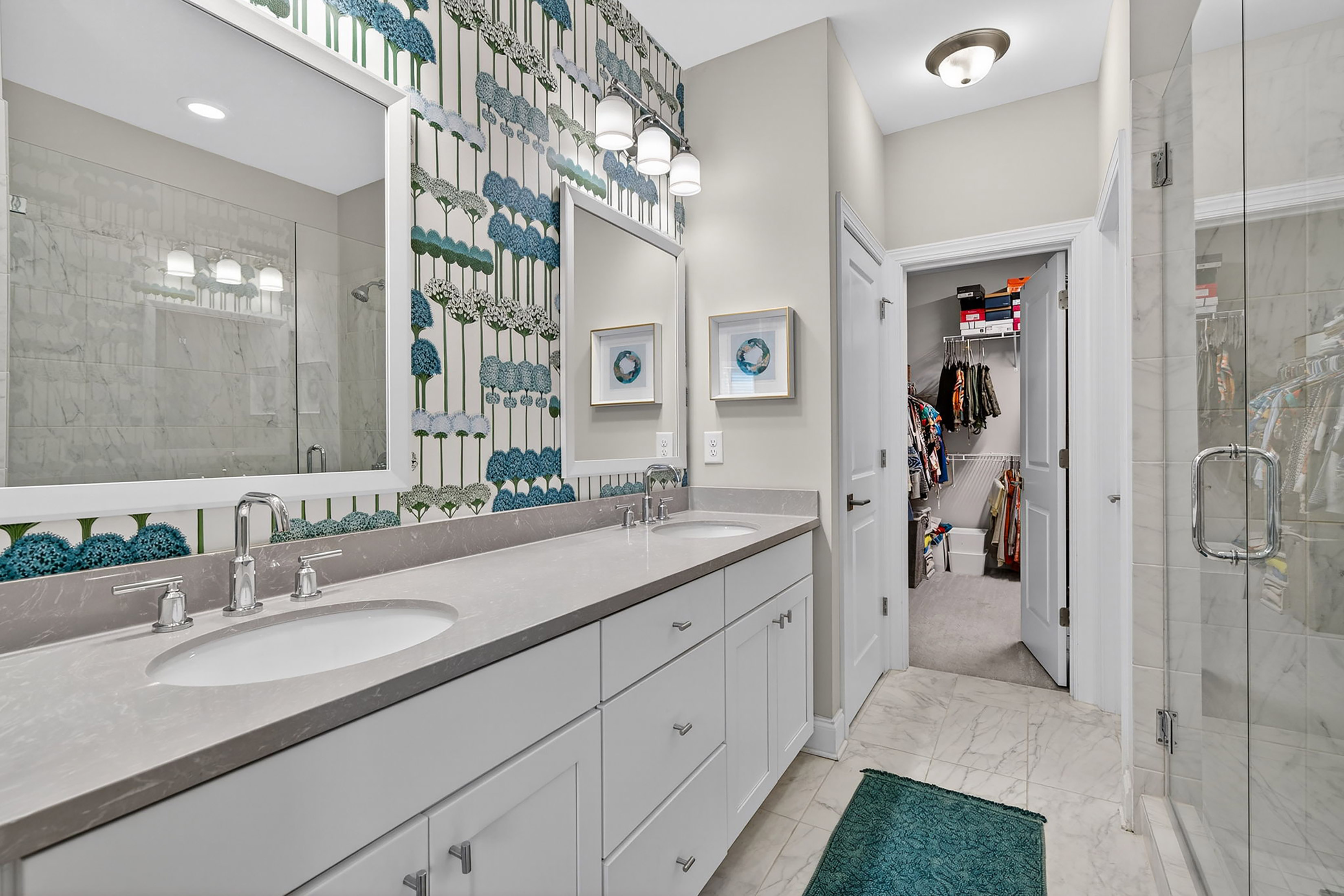  Stunning Three Bedroom Townhome in Convenient Boutique Community - 物件實景