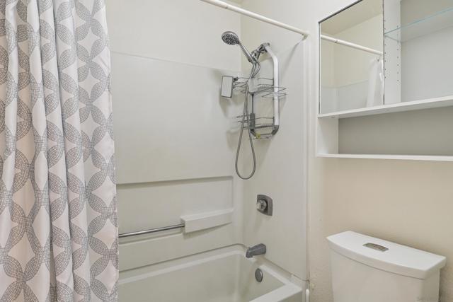 San Diego, California, 92122, United States, 1 Bedroom Bedrooms, ,1 BathroomBathrooms,Residential,For Sale,1921745
