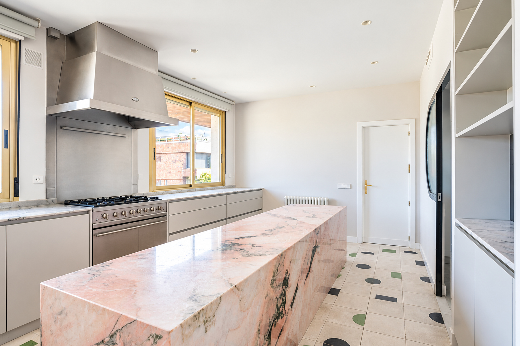  Luxury duplex renovated in El Viso with interiors by Pappas Miron. - 物件實景