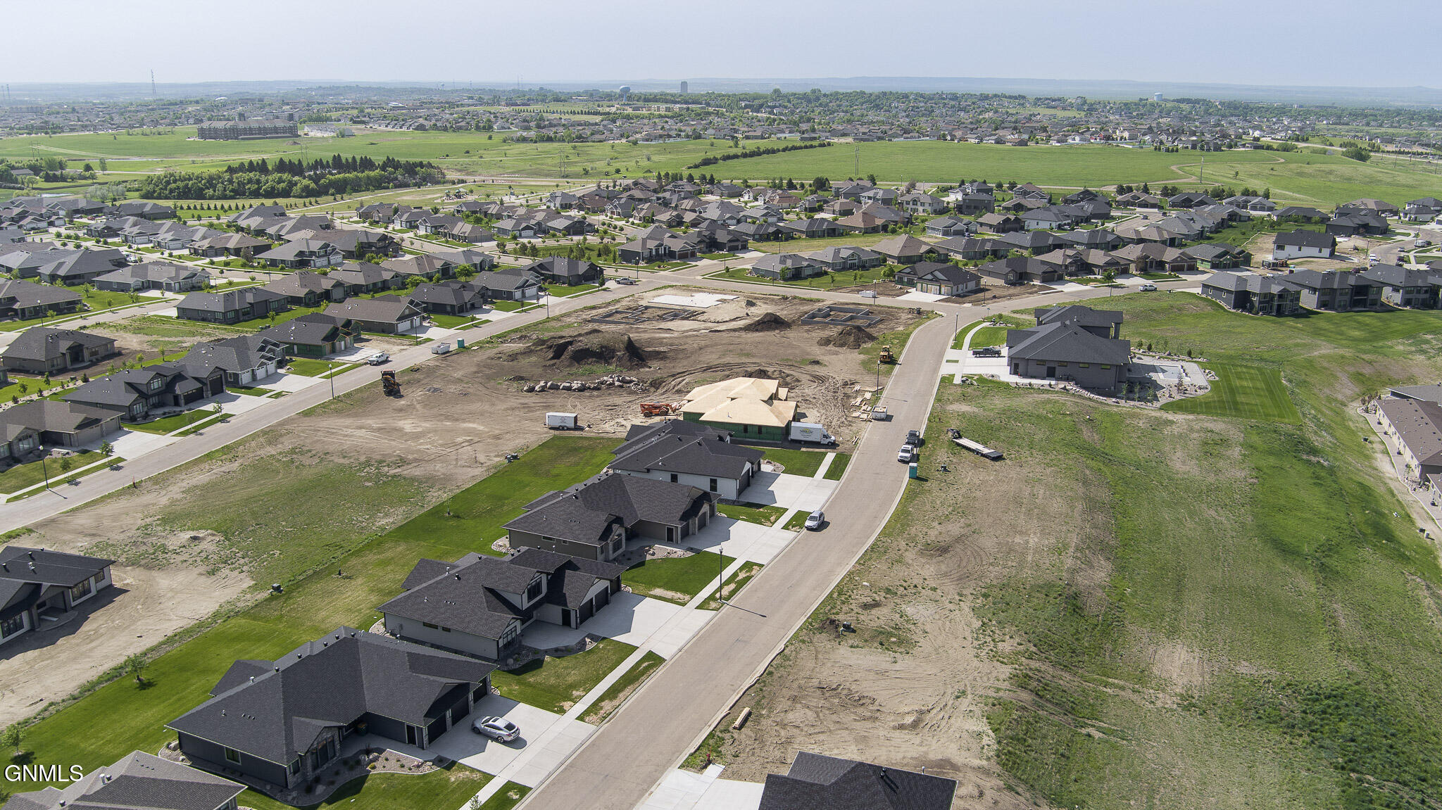 Bismarck, North Dakota, 58503, United States, 3 Bedrooms Bedrooms, ,4 BathroomsBathrooms,Residential,For Sale,2027923