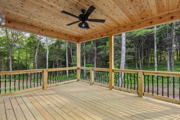 Cumberland Furnace, Tennessee, 37051, United States, 4 Bedrooms Bedrooms, ,3 BathroomsBathrooms,Residential,For Sale,2006360