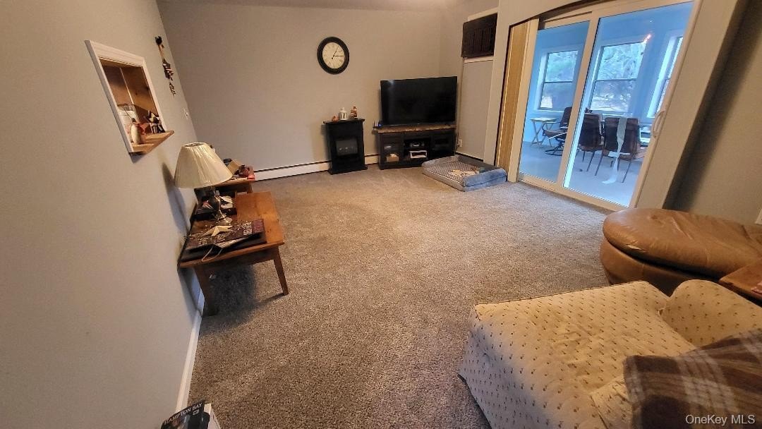 Poughkeepsie, New York, 12603, United States, 5 Bedrooms Bedrooms, ,3 BathroomsBathrooms,Residential,For Sale,1996427