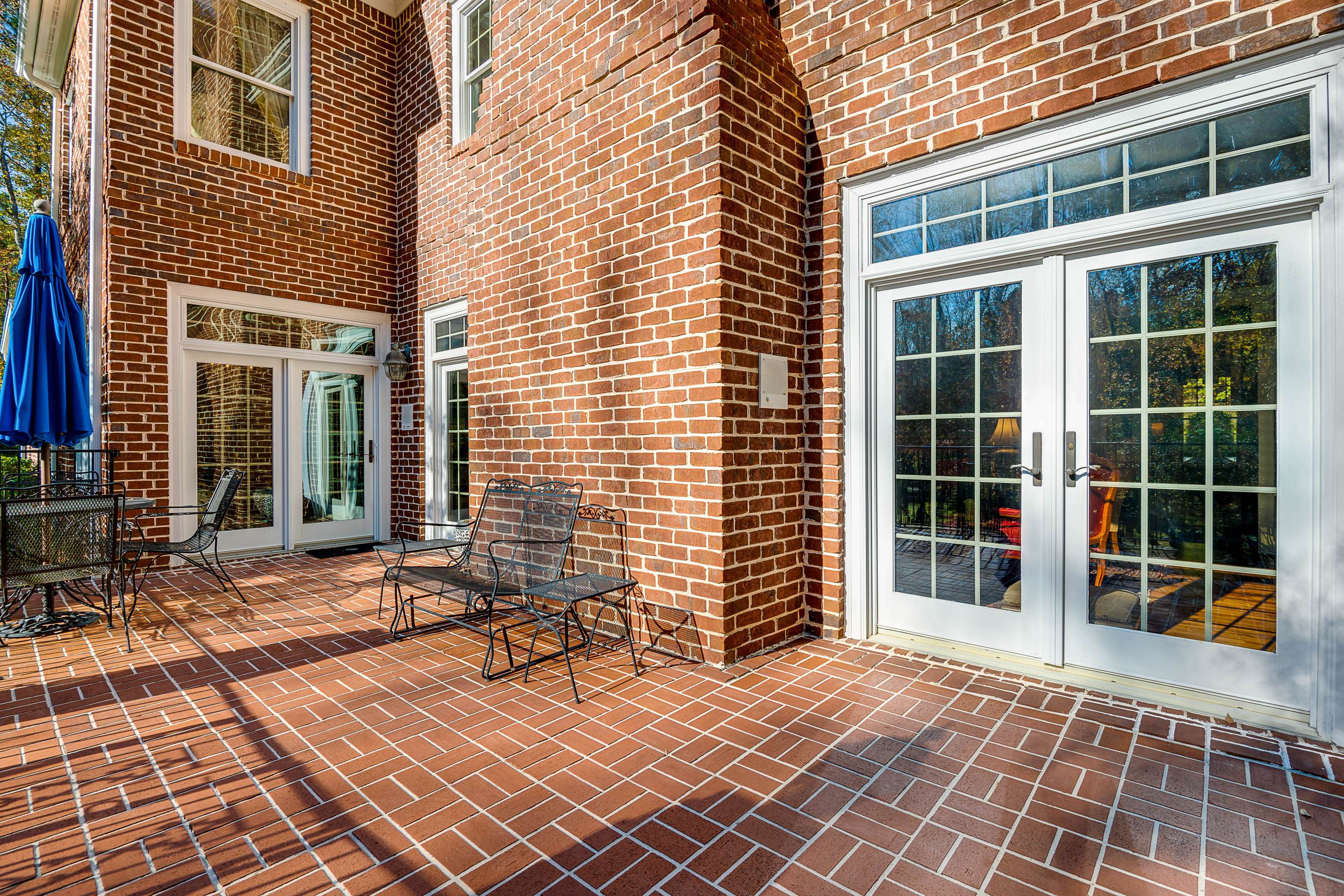  Elegant Georgian Estate on the Golf Course in White Oak Country Club - 物件實景