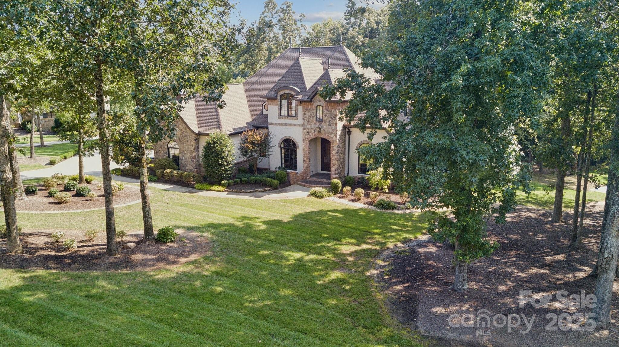 Waxhaw, North Carolina, 28173, United States, 5 Bedrooms Bedrooms, ,4 BathroomsBathrooms,Residential,For Sale,1940354