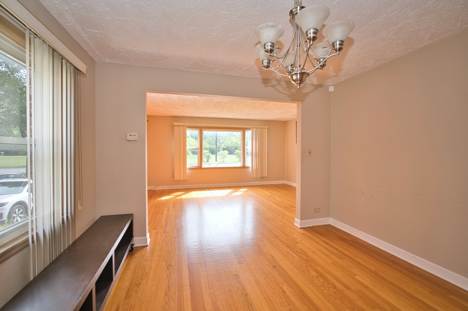 Lincolnwood, Illinois, 60712, United States, 8 Bedrooms Bedrooms, ,Residential,For Sale,1984264