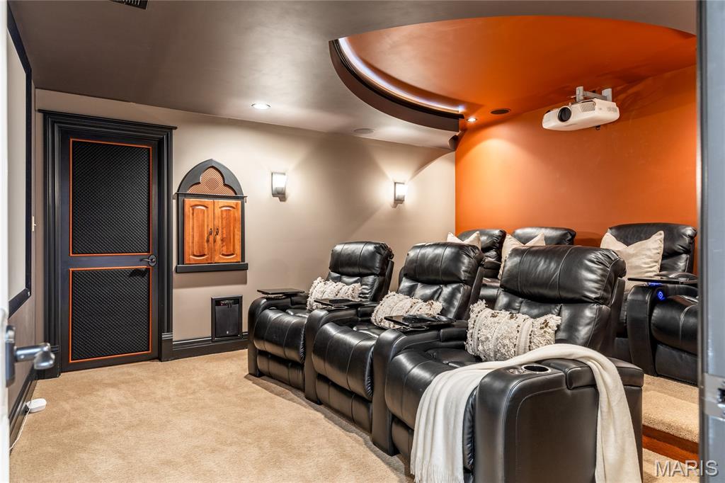 St Charles, Missouri, 63304, United States, 4 Bedrooms Bedrooms, ,6 BathroomsBathrooms,Residential,For Sale,1992889