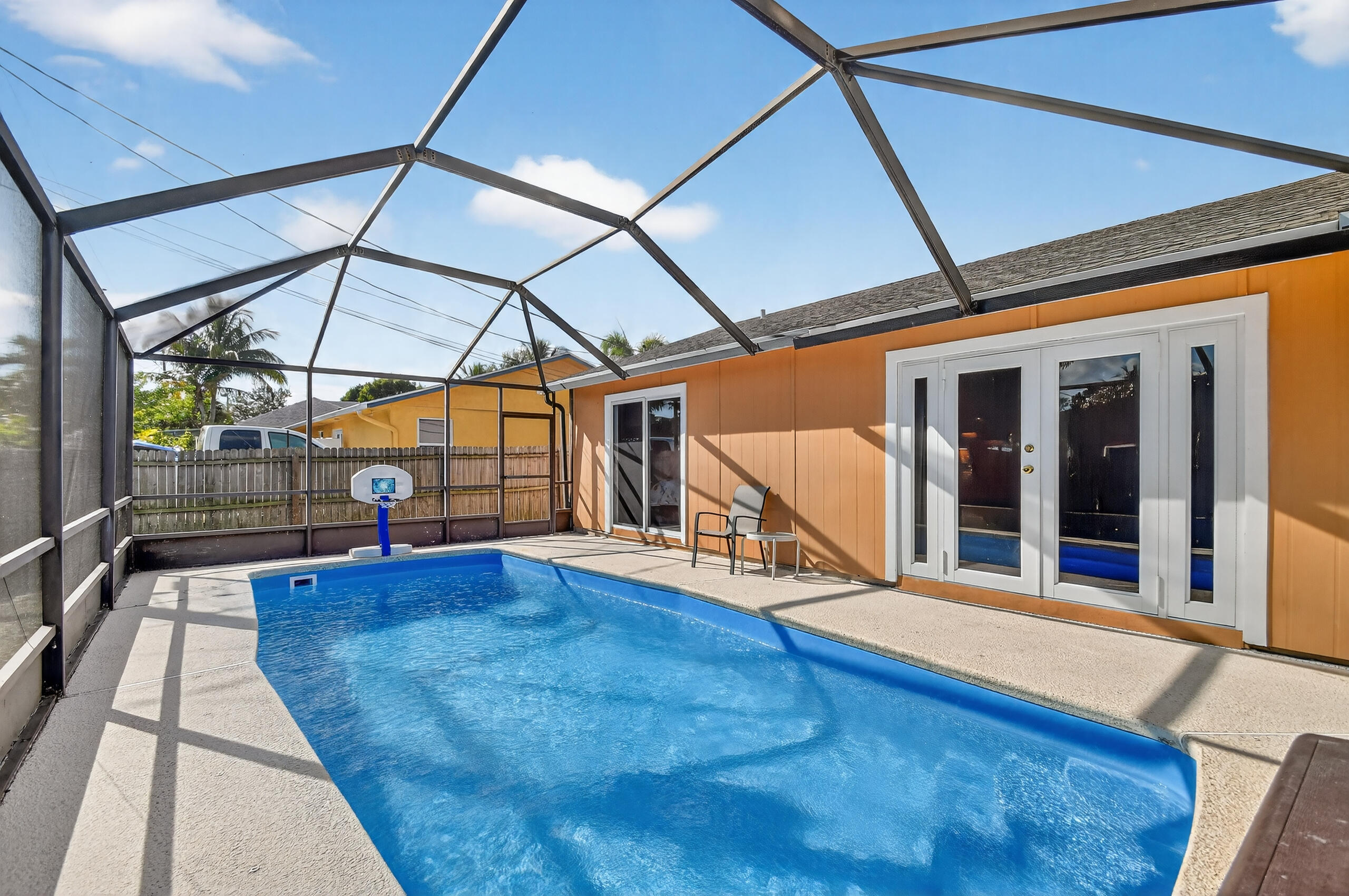 West Palm Beach, Florida, 33406, United States, 3 Bedrooms Bedrooms, ,2 BathroomsBathrooms,Residential,For Sale,1998393