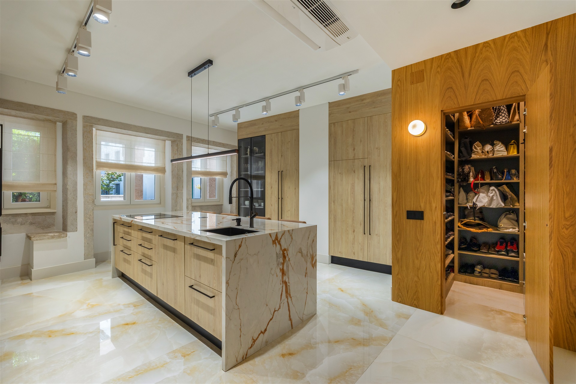  Flat, 3 bedrooms, for Sale - 物件實景