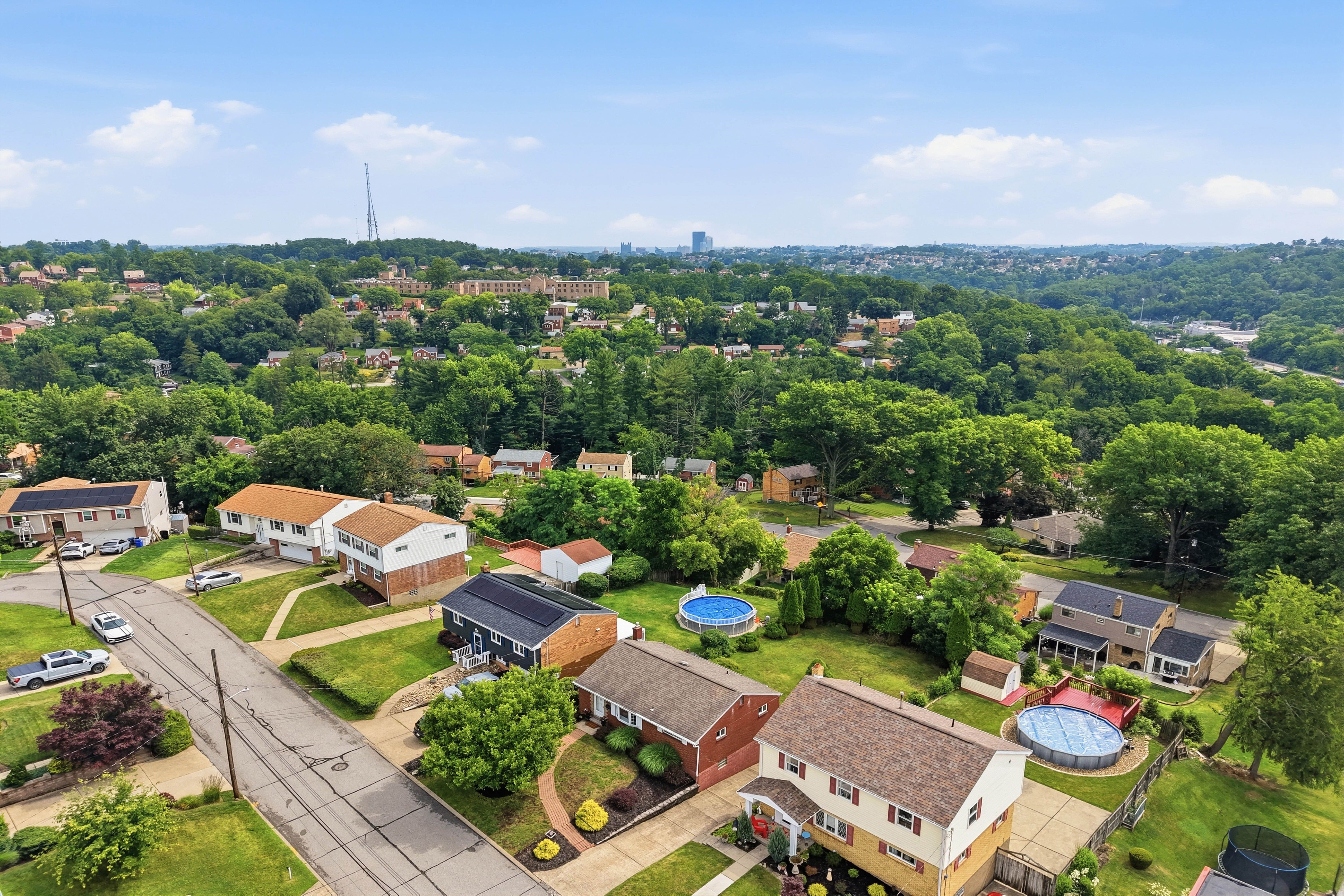  2456 Silver Oak Drive, Pittsburgh, PA 15220 - 物件實景