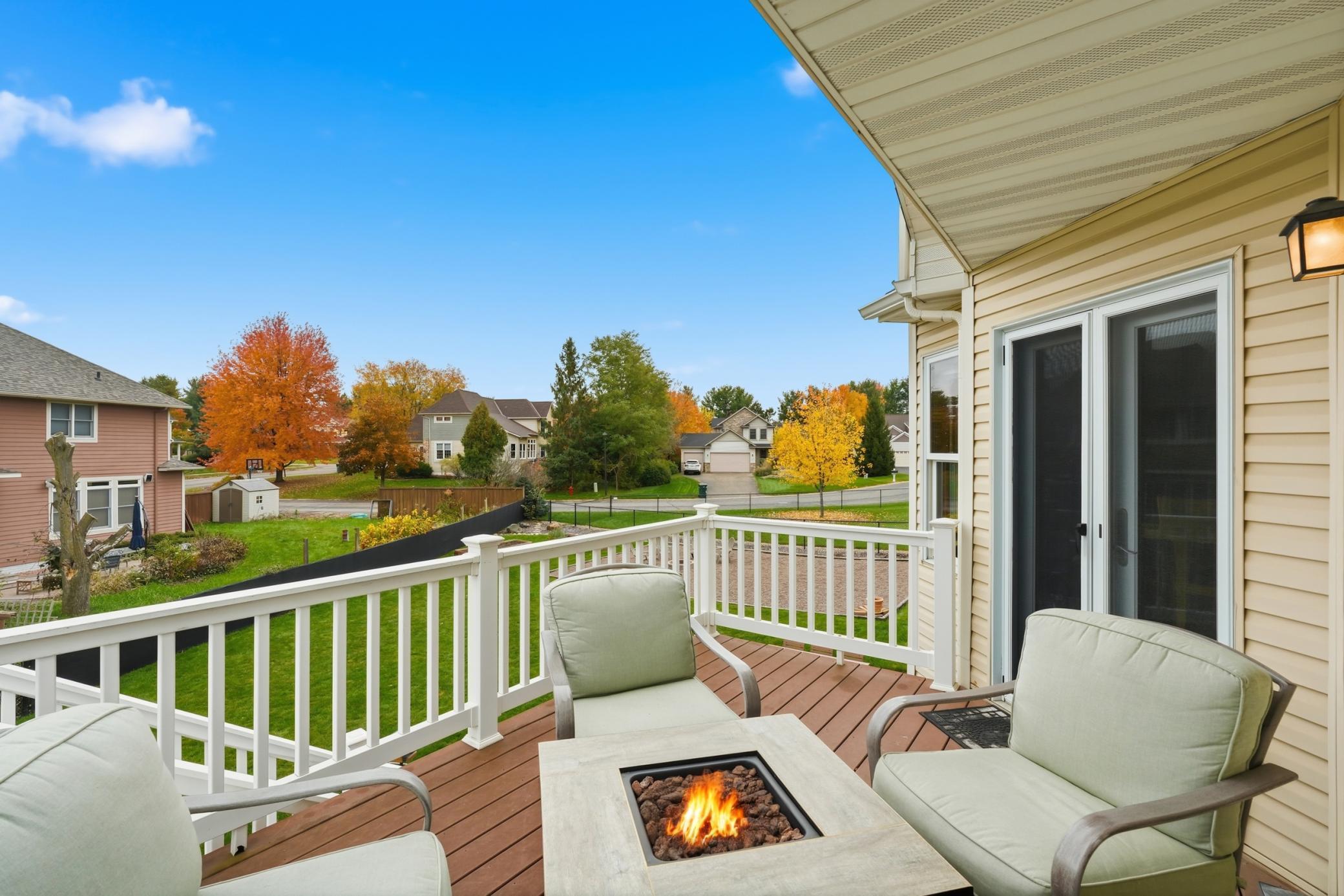 Hudson, Wisconsin, 54016, United States, 5 Bedrooms Bedrooms, ,3 BathroomsBathrooms,Residential,For Sale,1989559