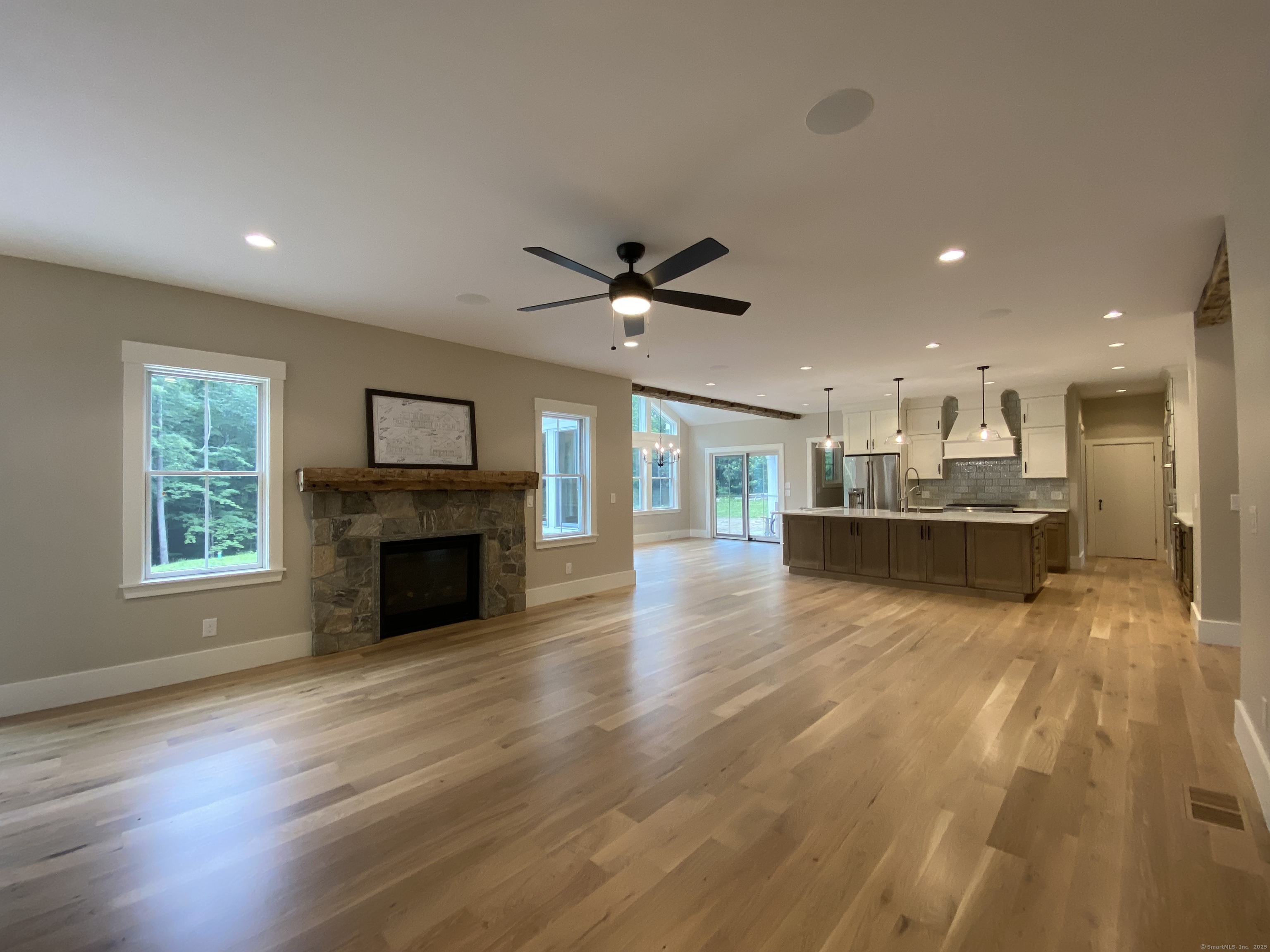 Southbury, Connecticut, 06488, United States, 4 Bedrooms Bedrooms, ,3 BathroomsBathrooms,Residential,For Sale,1941741