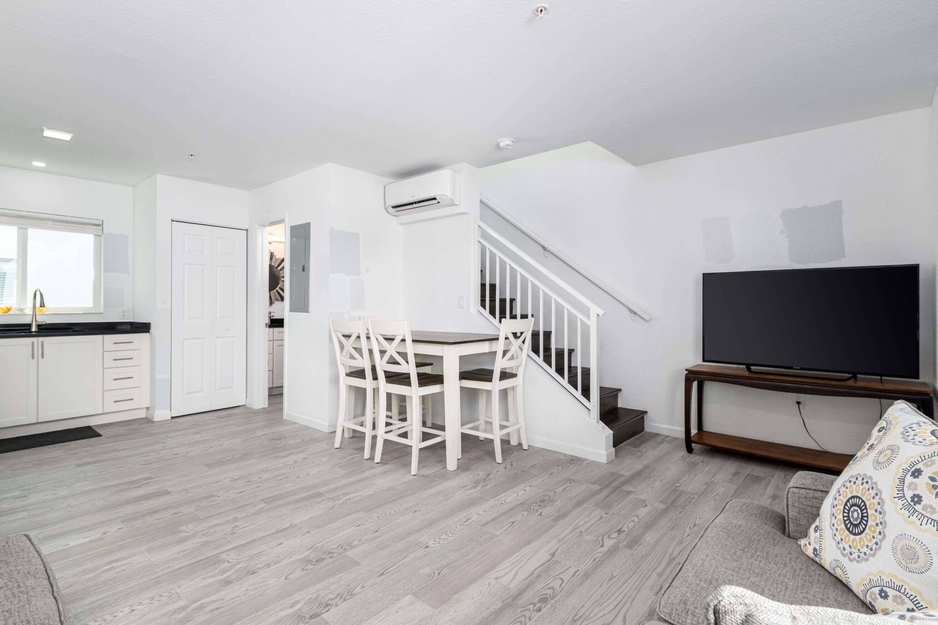 MARATHON, Florida, 33050, United States, 1 Bedroom Bedrooms, ,2 BathroomsBathrooms,Residential,For Sale,2001923