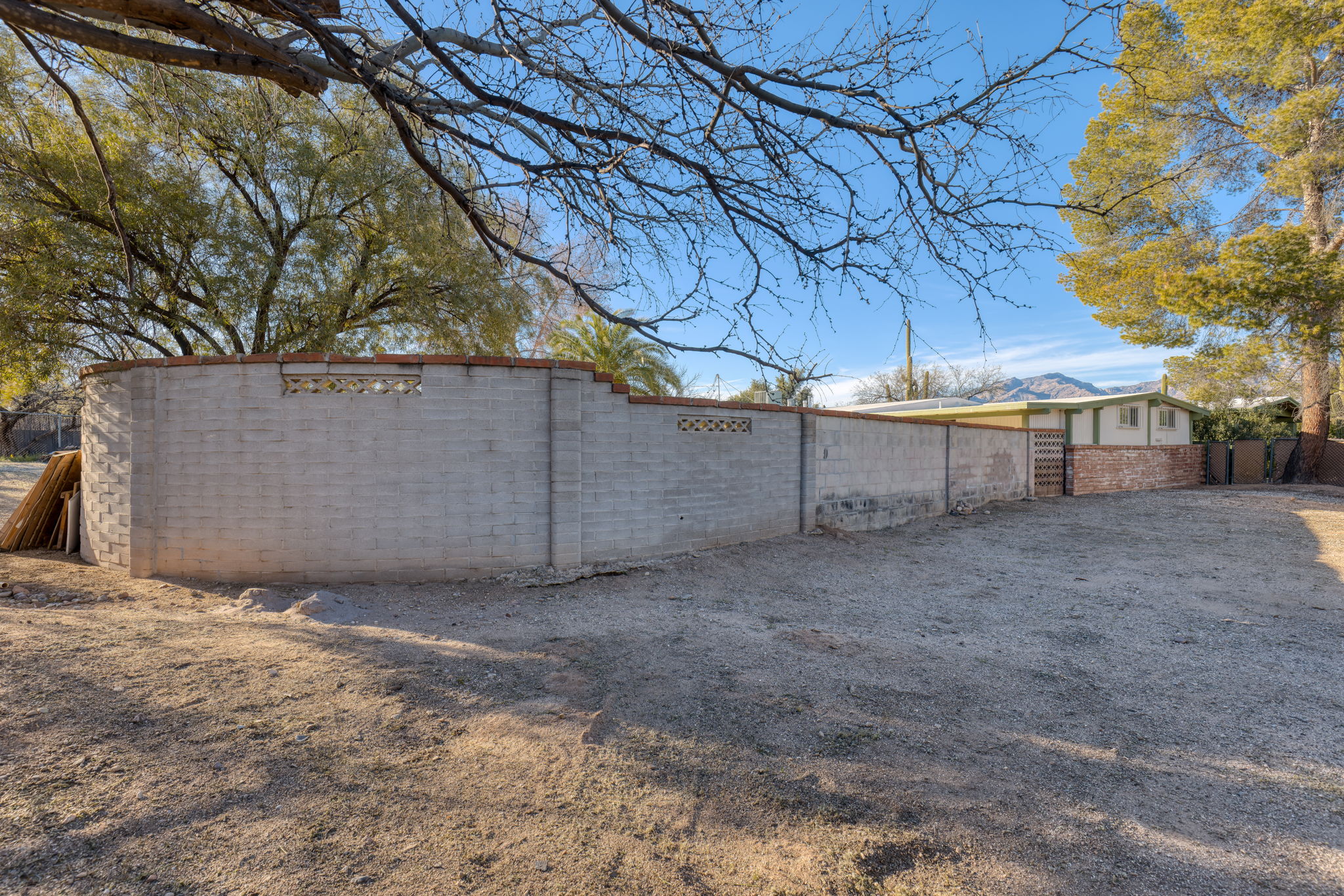  7076 East Arrowhead Drive¦Tucson, AZ - 物件實景