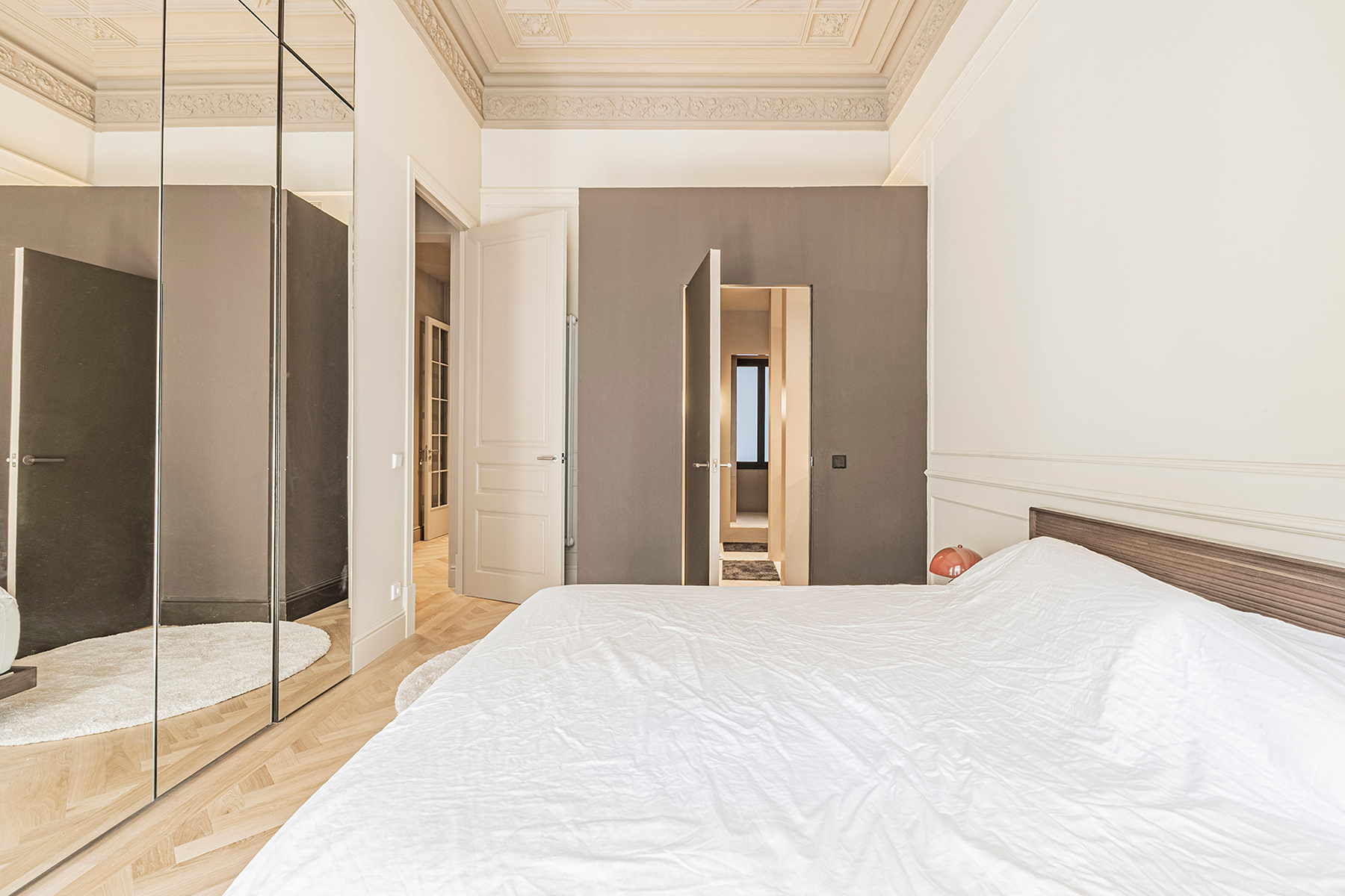  Extraordinary Modernist apartment with private terrace - 物件實景