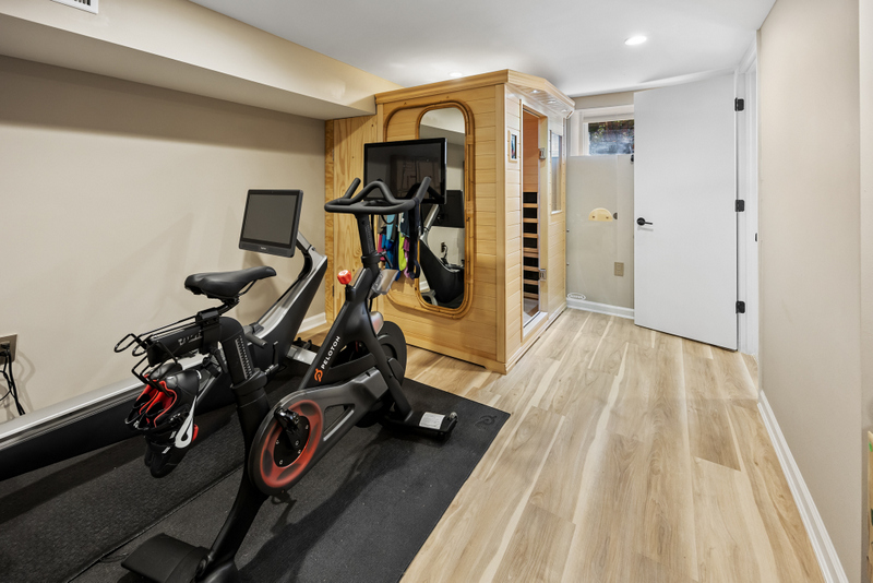 Philadelphia, Pennsylvania, 19130, United States, 5 Bedrooms Bedrooms, ,6 BathroomsBathrooms,Residential,For Sale,1977260