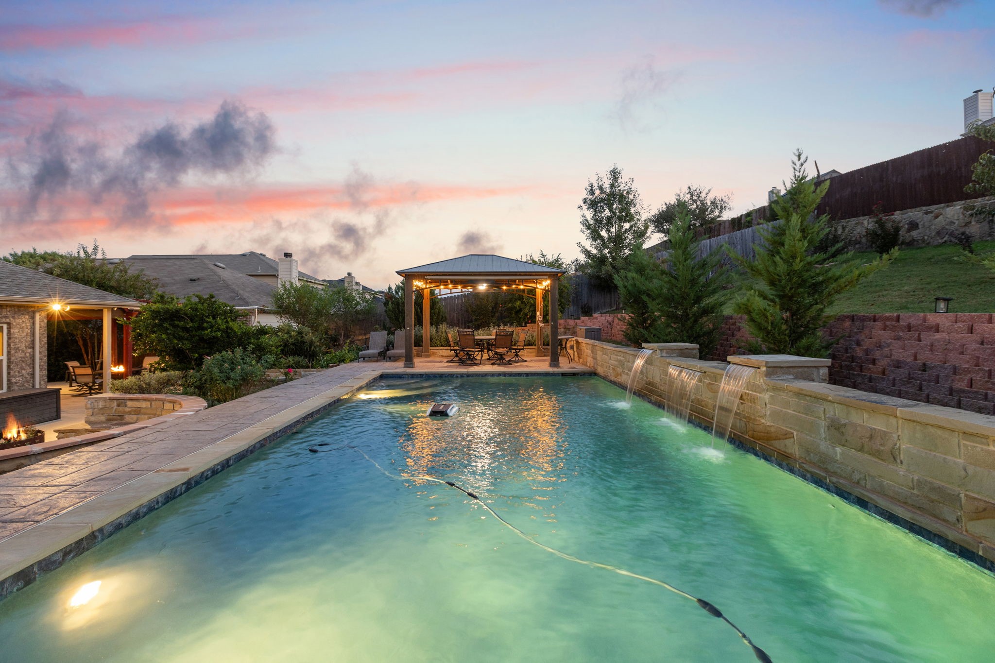 McKinney, Texas, 75071, United States, 5 Bedrooms Bedrooms, ,4 BathroomsBathrooms,Residential,For Sale,1970372