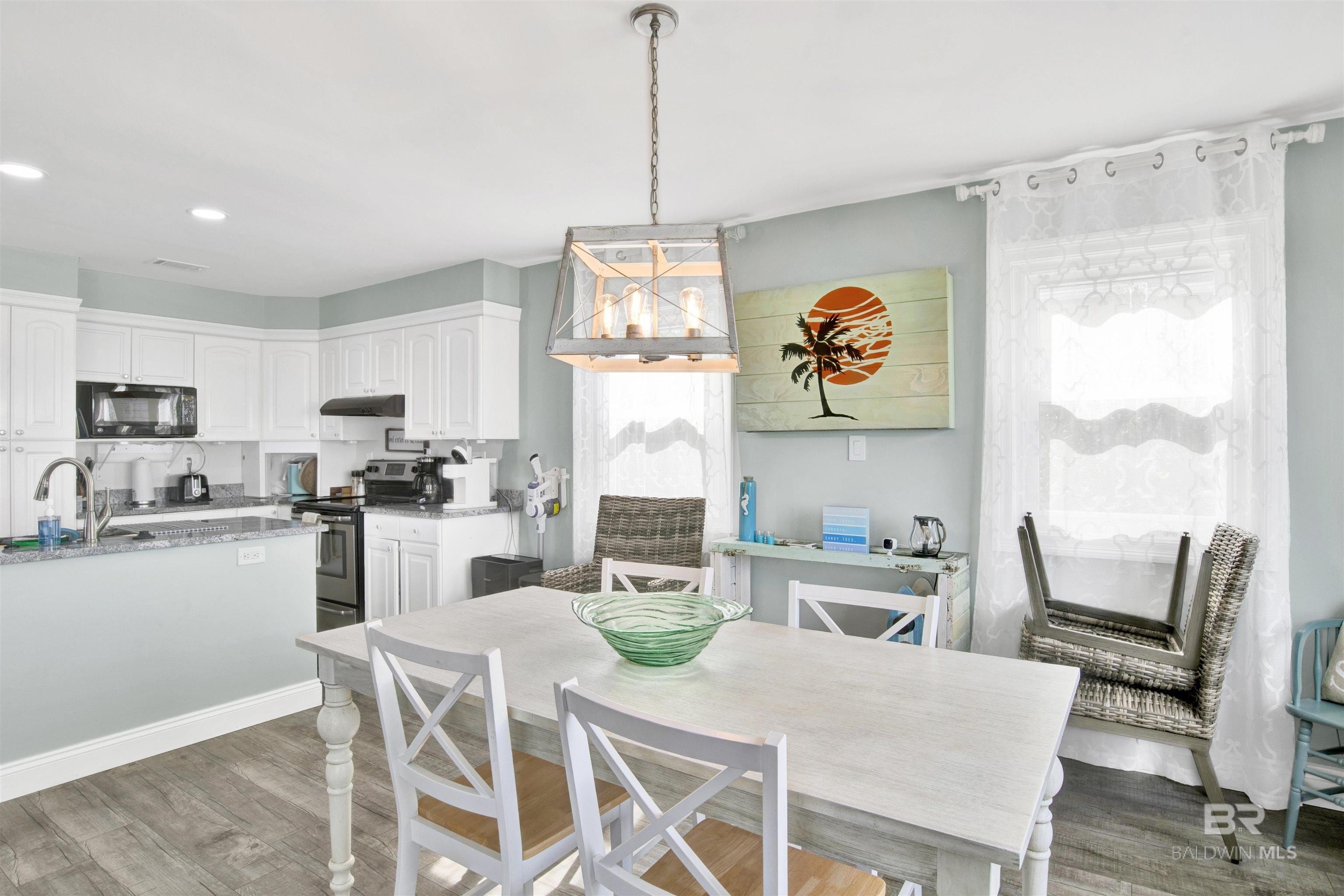 Gulf Shores, Alabama, 36542, United States, 4 Bedrooms Bedrooms, ,3 BathroomsBathrooms,Residential,For Sale,2034151