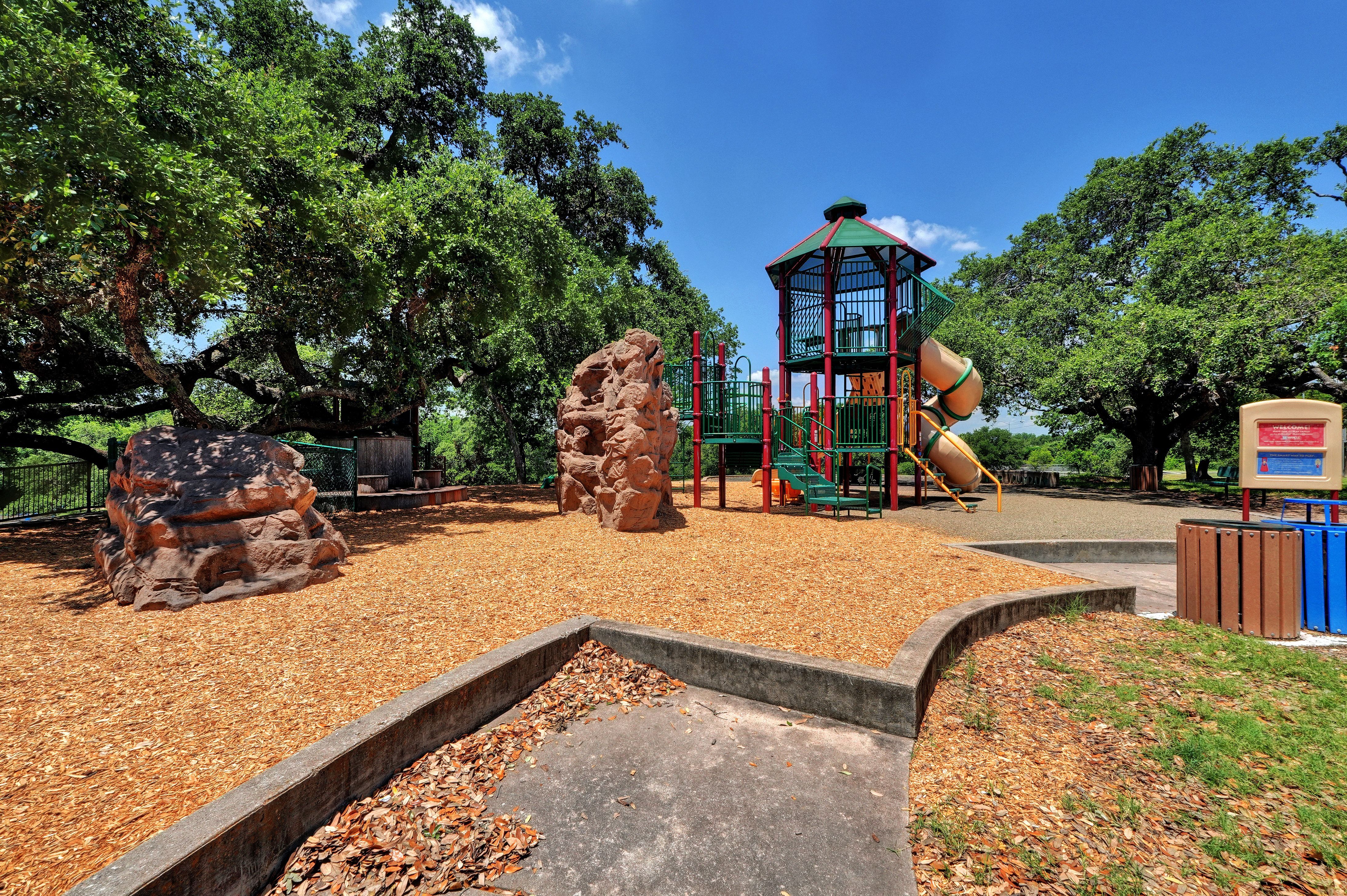  Tranquil Street in South Austin - 物件實景