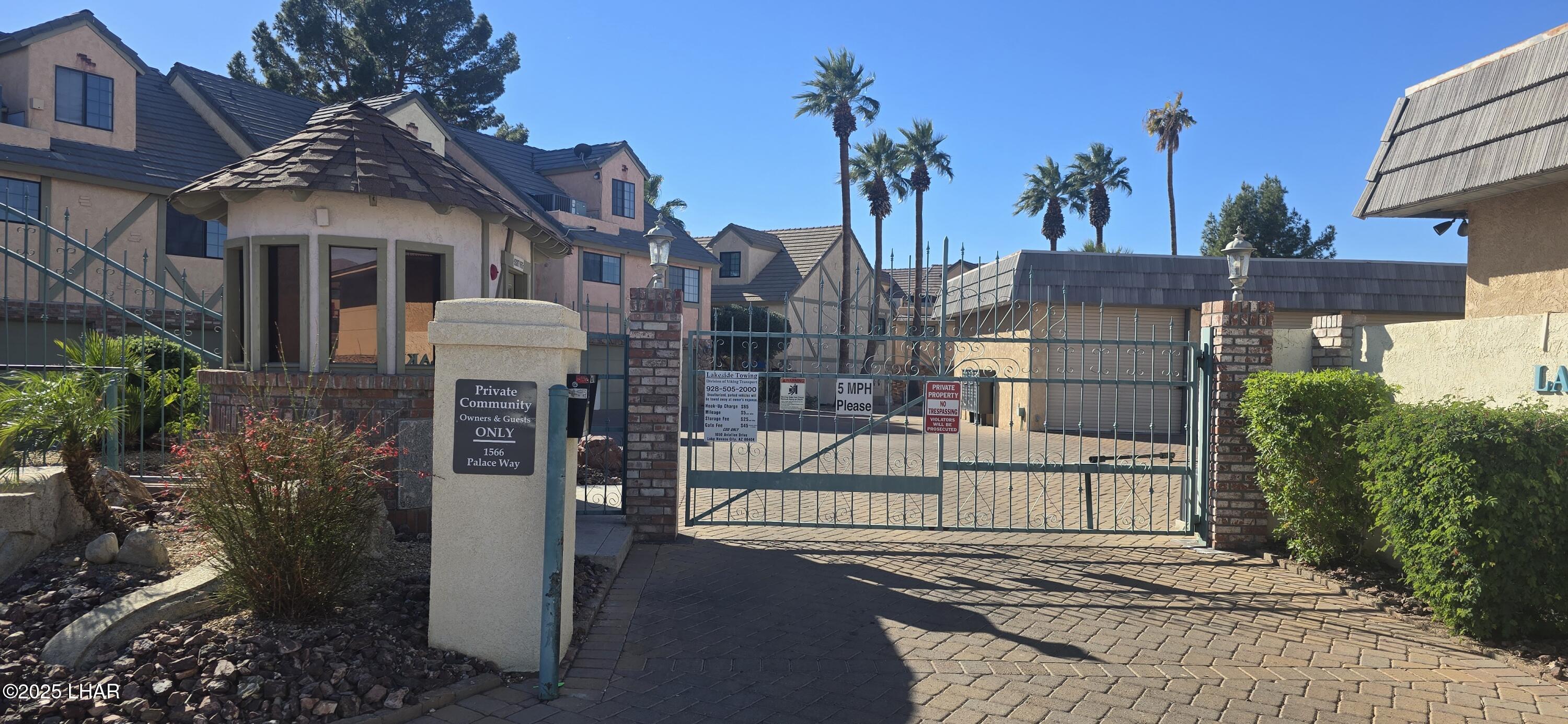 Lake Havasu City, Arizona, 86403, United States, 2 Bedrooms Bedrooms, ,3 BathroomsBathrooms,Residential,For Sale,2001999