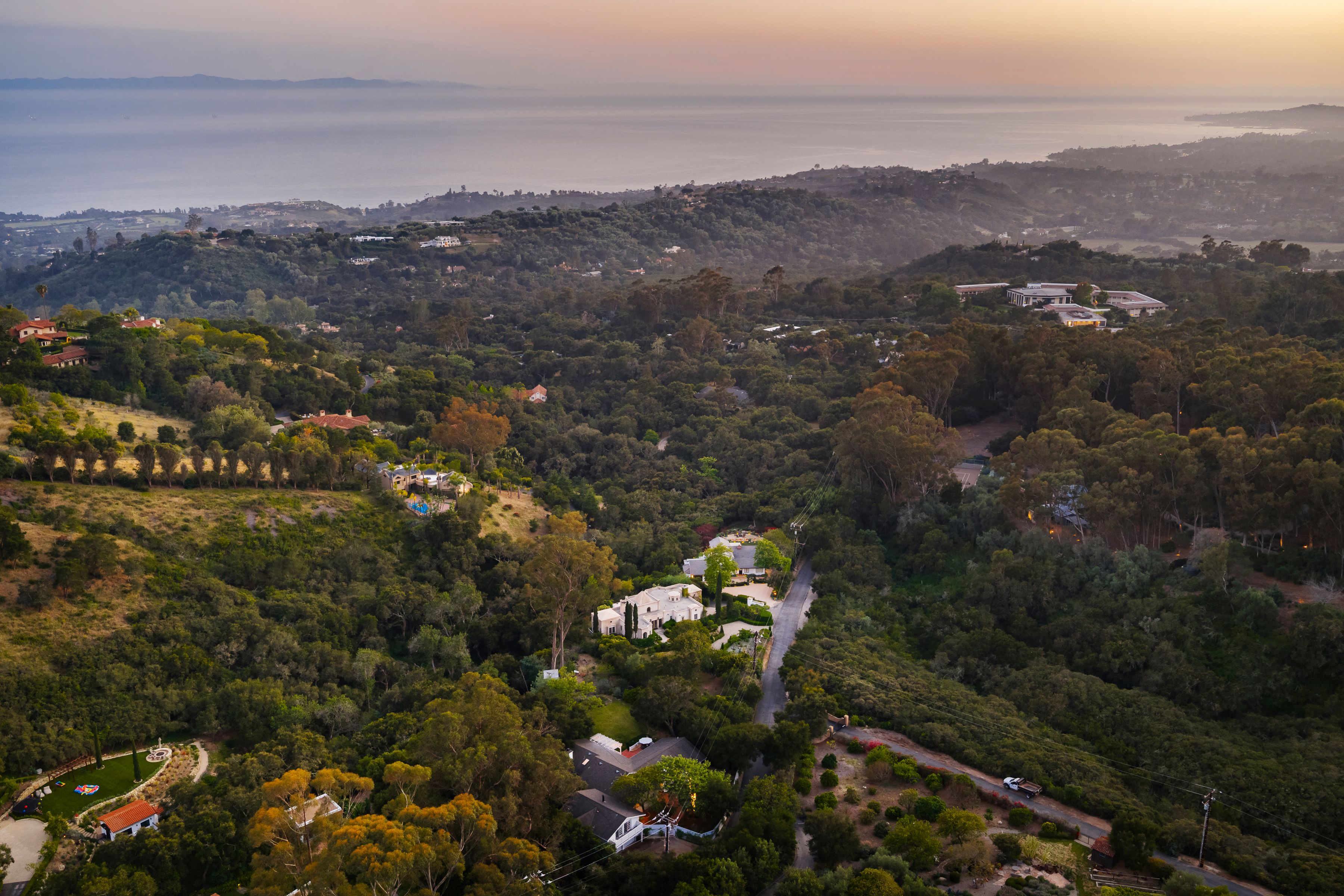  Montecito Farmhouse - 物件實景