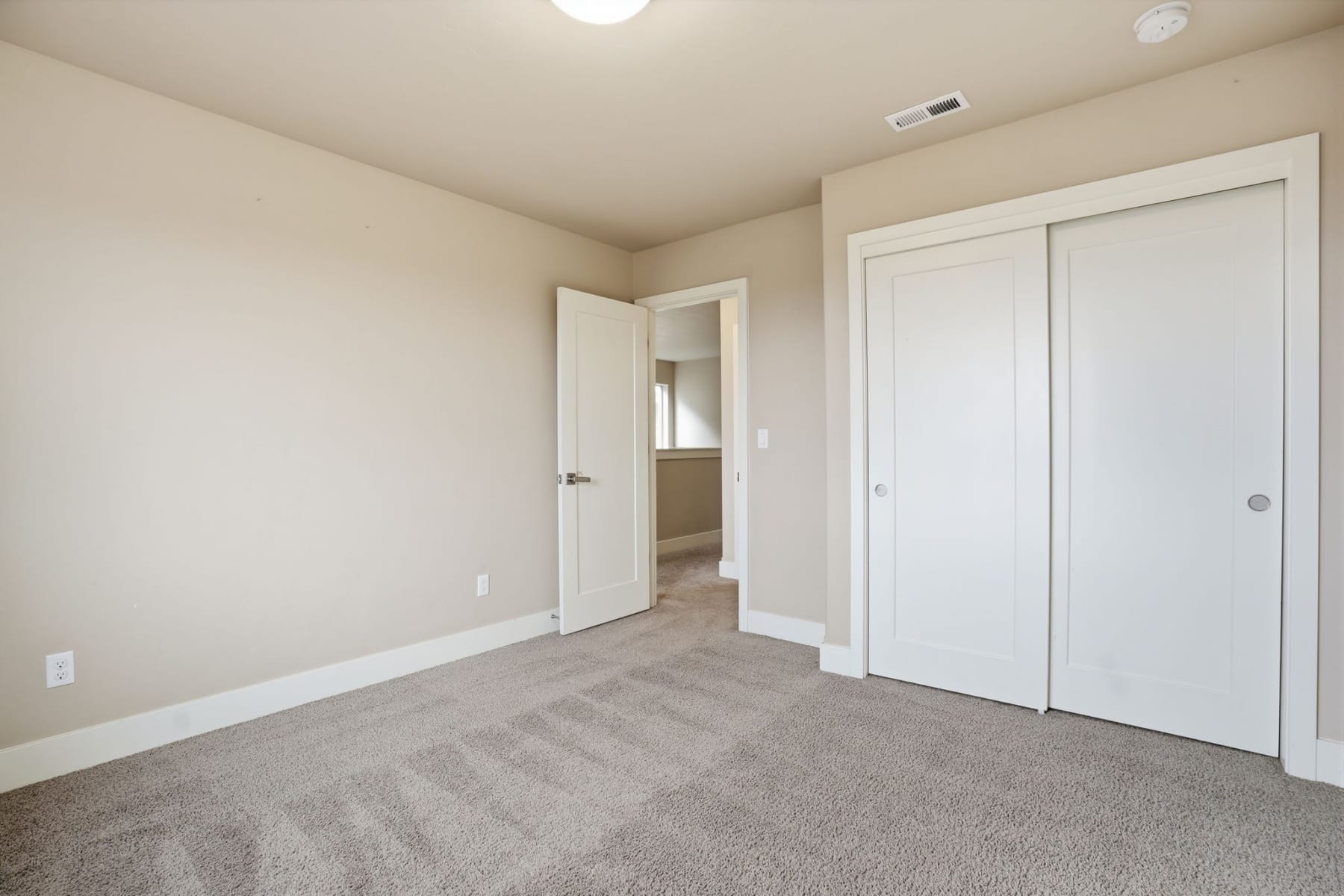  63148 NE Hadley Place Bend, OR 97701 - 物件實景