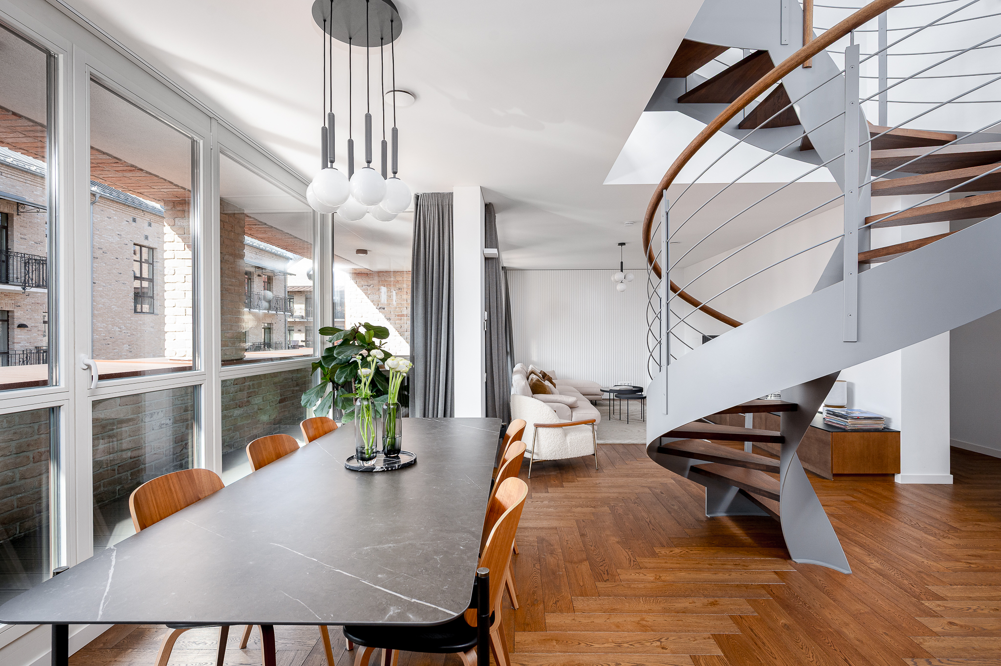  Penthouse on the Užupis riverside with an exclusive interior - 物件實景