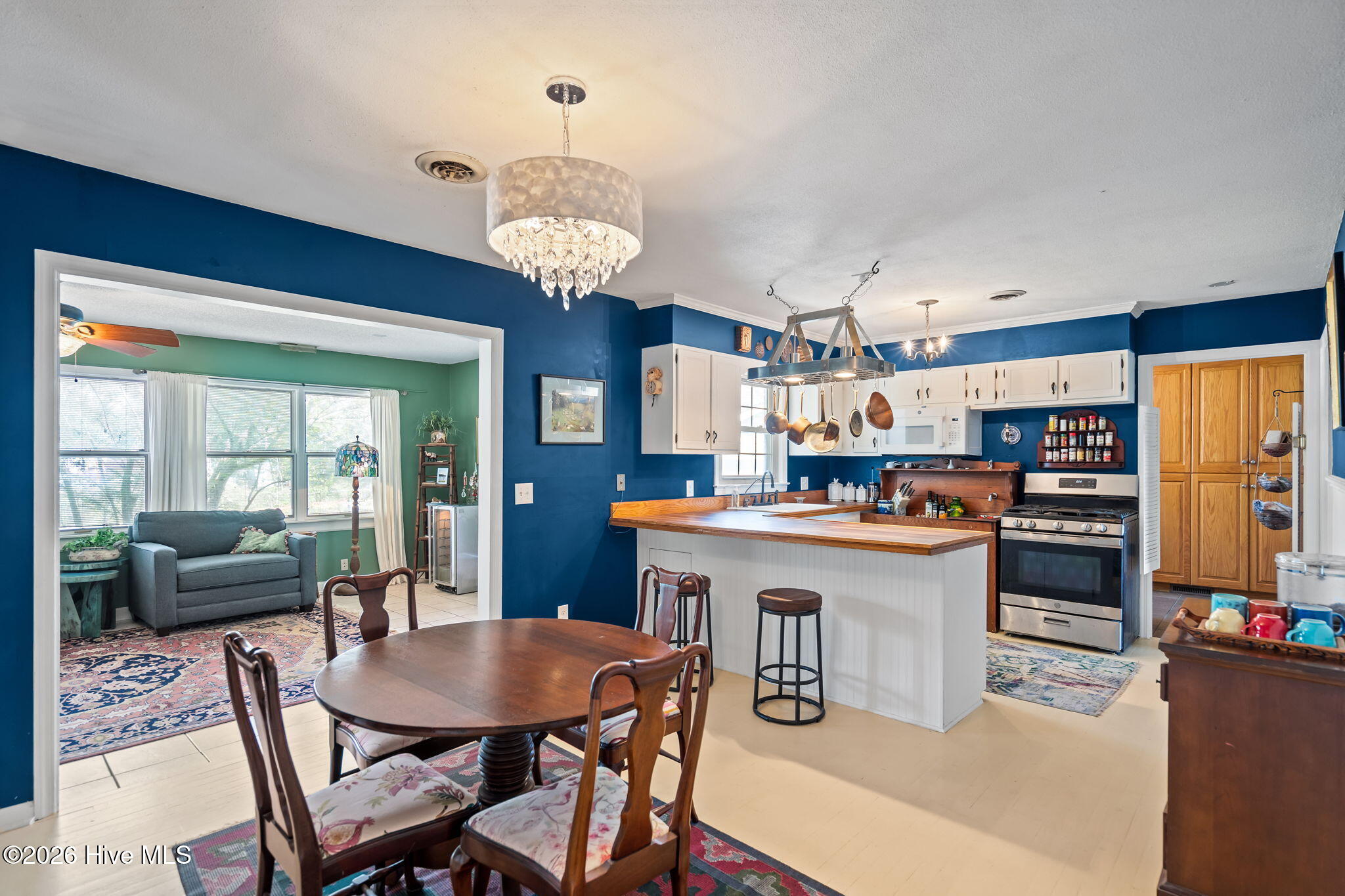 Carolina Beach, North Carolina, 28428, United States, 3 Bedrooms Bedrooms, ,2 BathroomsBathrooms,Residential,For Sale,2026131