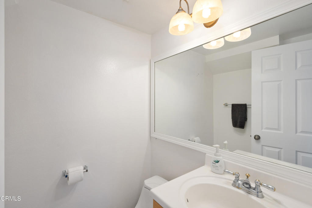 15322 Weddington Street #3, Sherman Oaks, California, 91411, United States, 2 Bedrooms Bedrooms, ,2 BathroomsBathrooms,Residential,For Sale,15322 Weddington Street #3,1621498