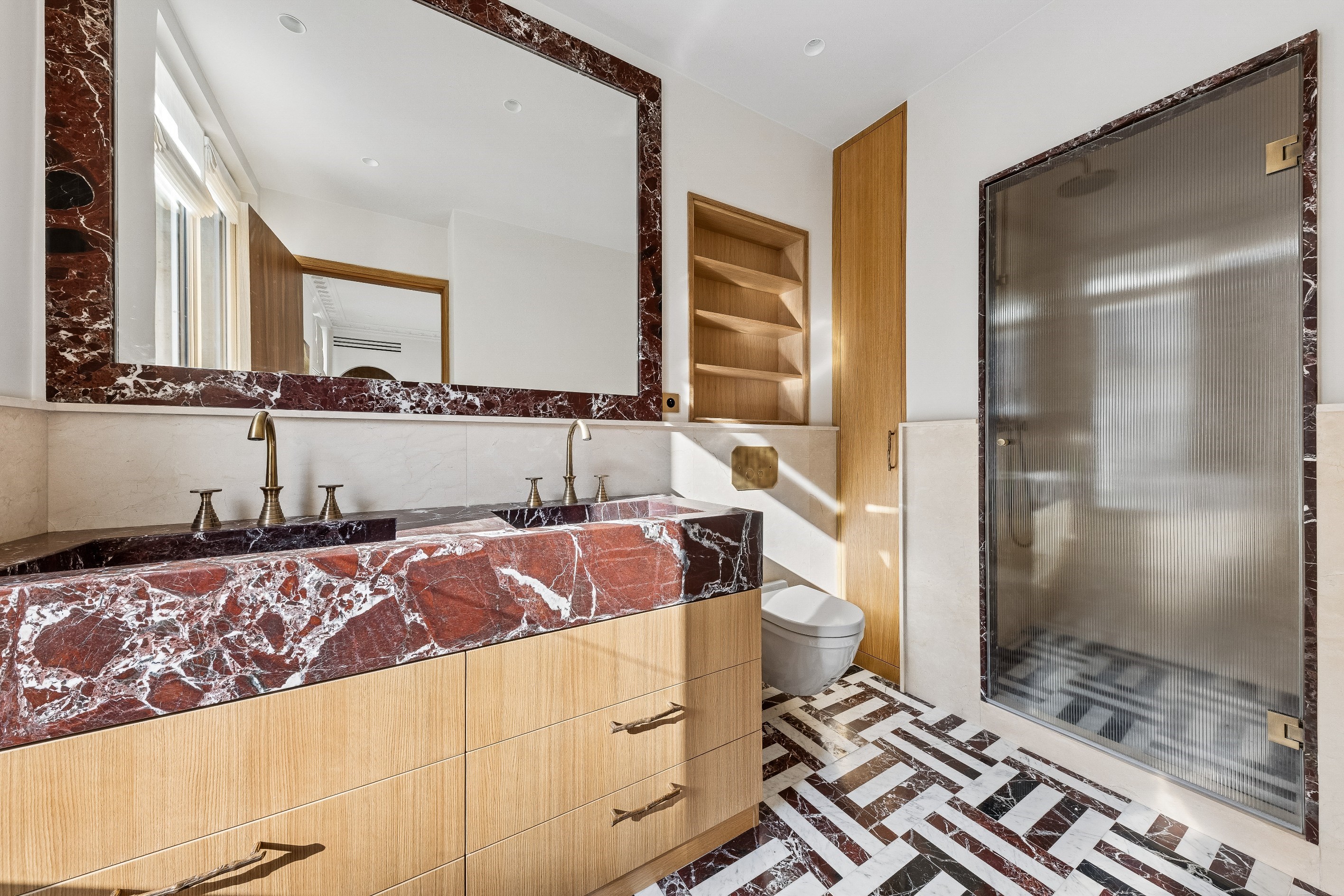  For Sale – 4th Floor / 4 Rooms / Renovated - 物件實景