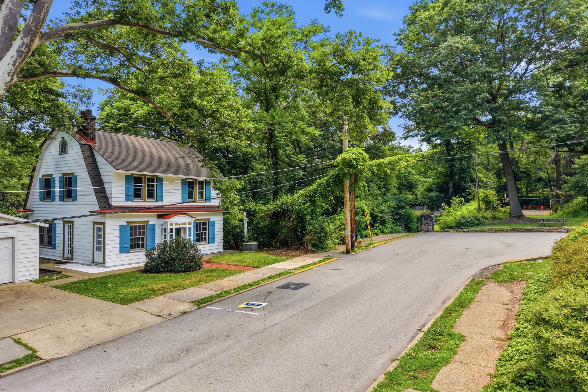  235 Oakview Avenue, Pittsburgh, PA 15218 - 物件實景