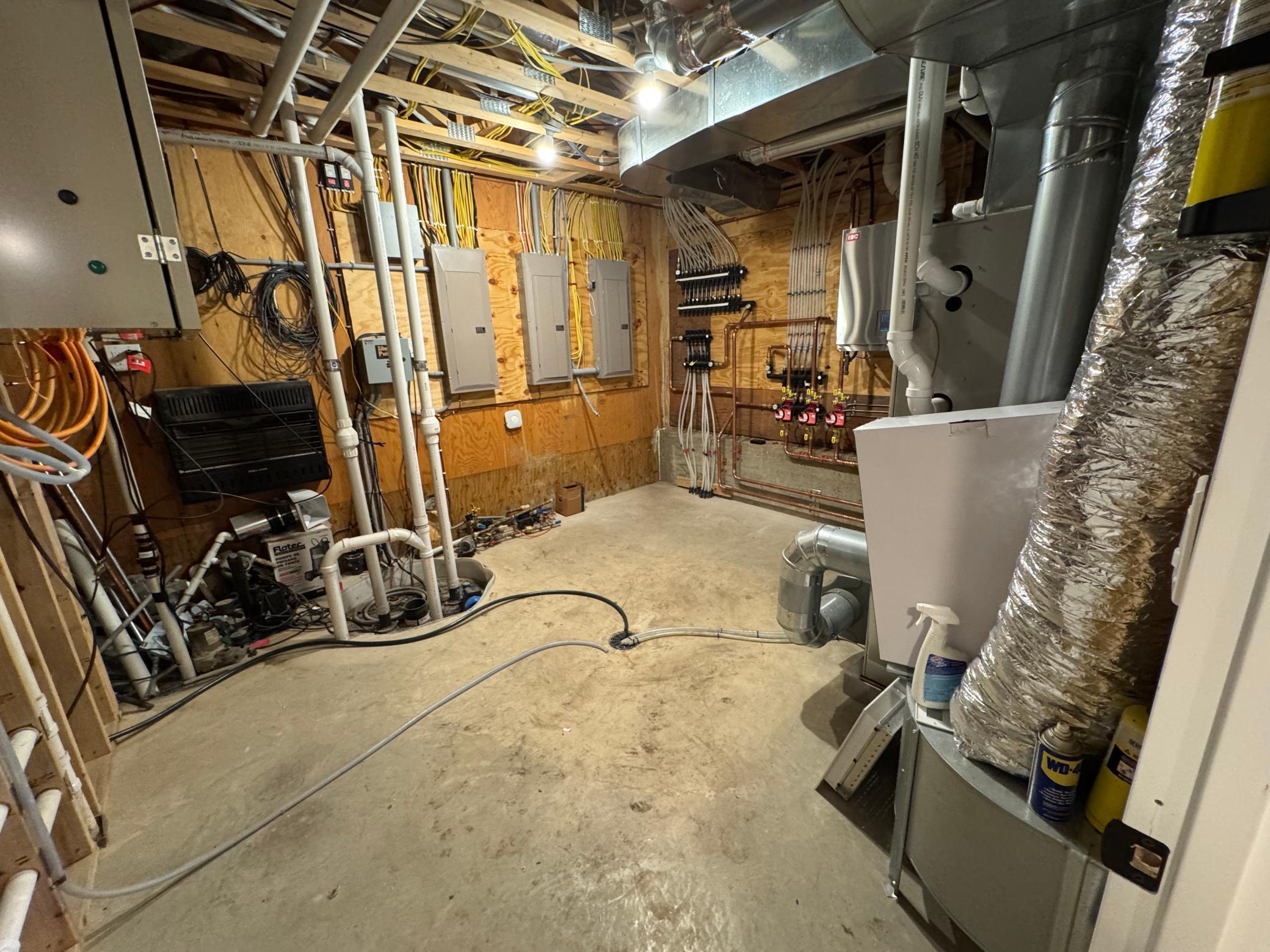 Glenville, Minnesota, 56036, United States, 4 Bedrooms Bedrooms, ,3 BathroomsBathrooms,Residential,For Sale,2015321