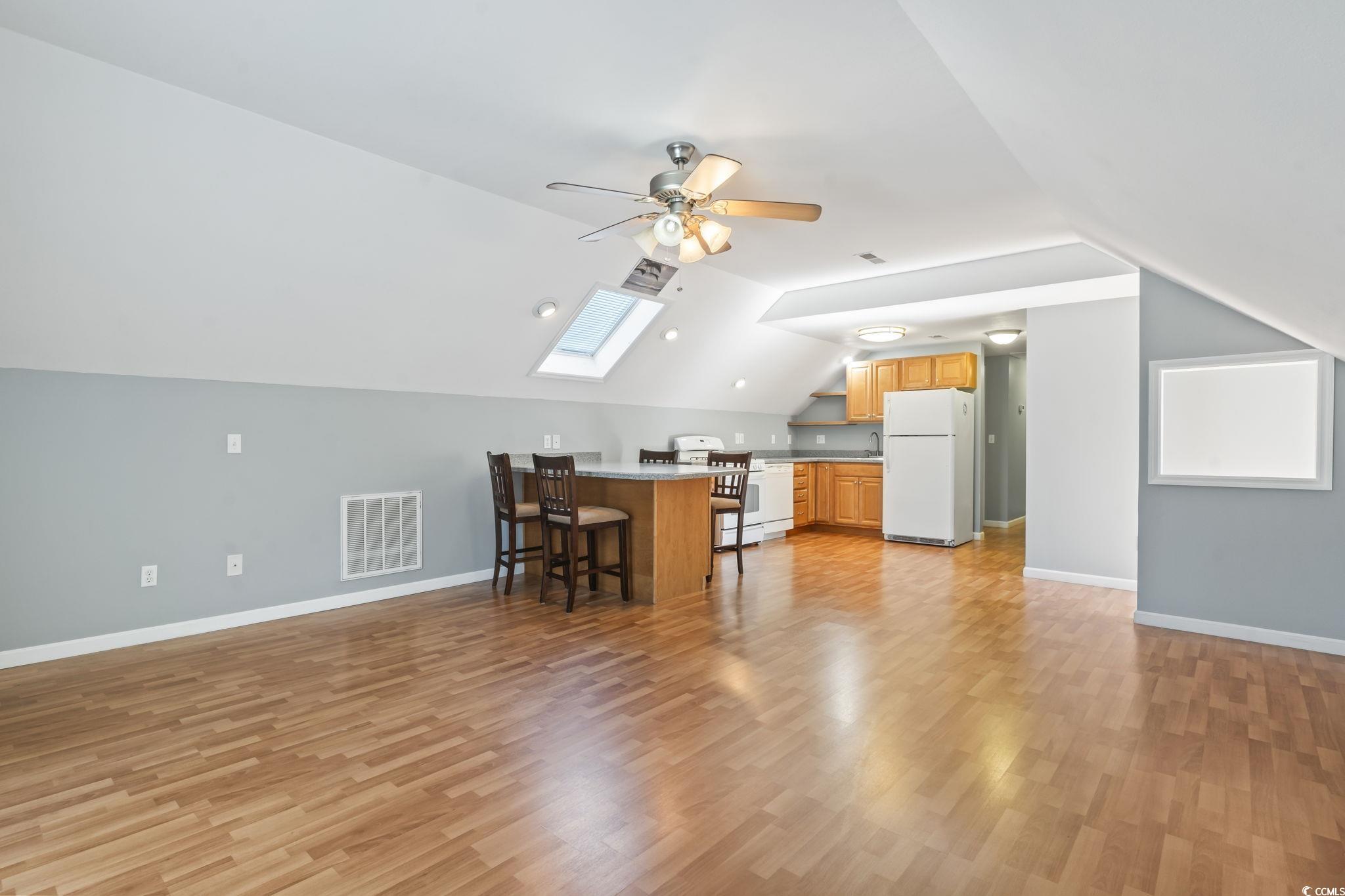 Murrells Inlet, South Carolina, 29576, United States, 5 Bedrooms Bedrooms, ,4 BathroomsBathrooms,Residential,For Sale,1988328