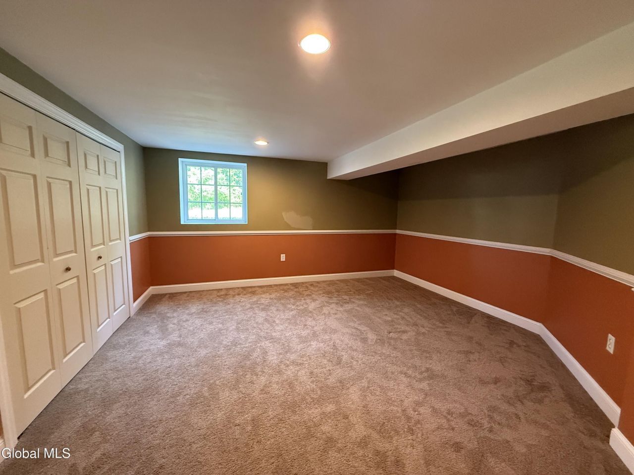 Queensbury, New York, 12804, United States, 4 Bedrooms Bedrooms, ,4 BathroomsBathrooms,Residential,For Sale,1908920