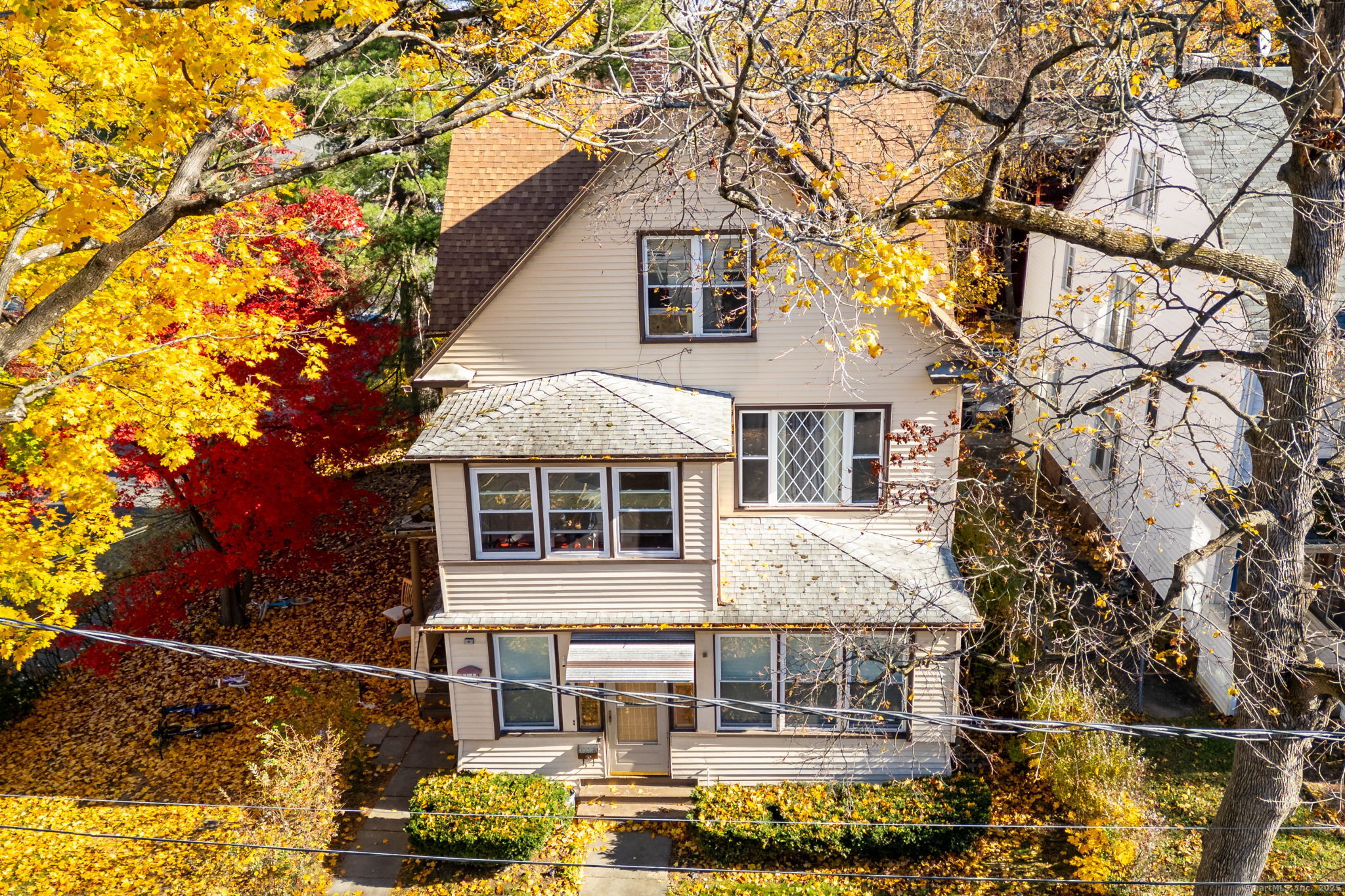 Hartford, Connecticut, 06105, United States, 8 Bedrooms Bedrooms, ,3 BathroomsBathrooms,Residential,For Sale,1994837