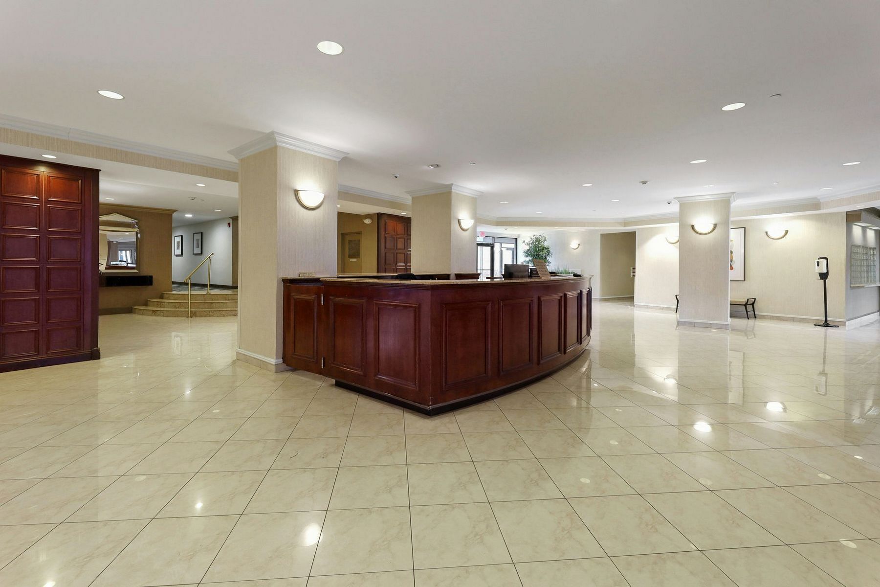  2200 North Central Road, Fort Lee, NJ 07024 - 物件實景