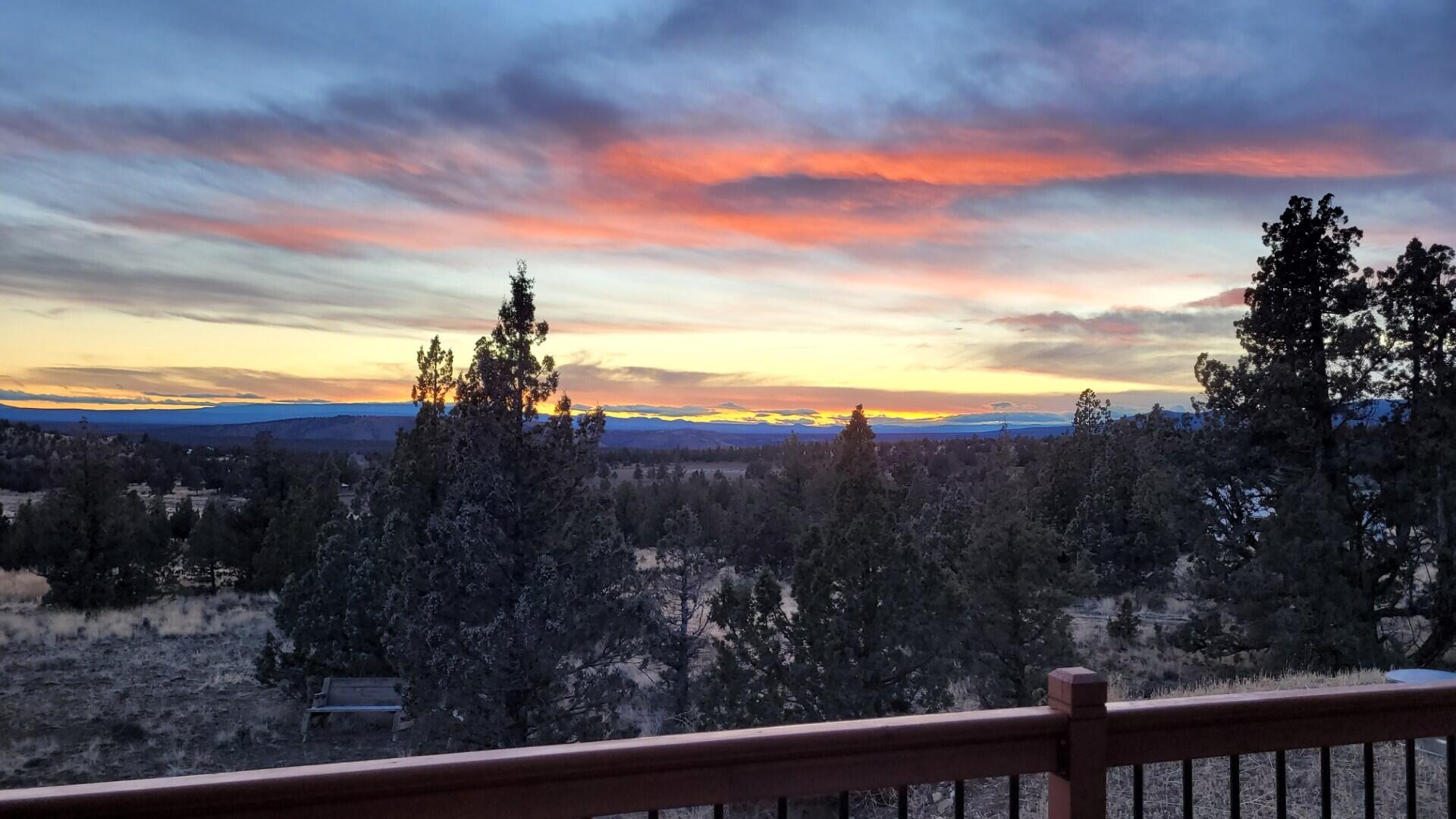Prineville, Oregon, 97754, United States, 3 Bedrooms Bedrooms, ,2 BathroomsBathrooms,Residential,For Sale,1848132