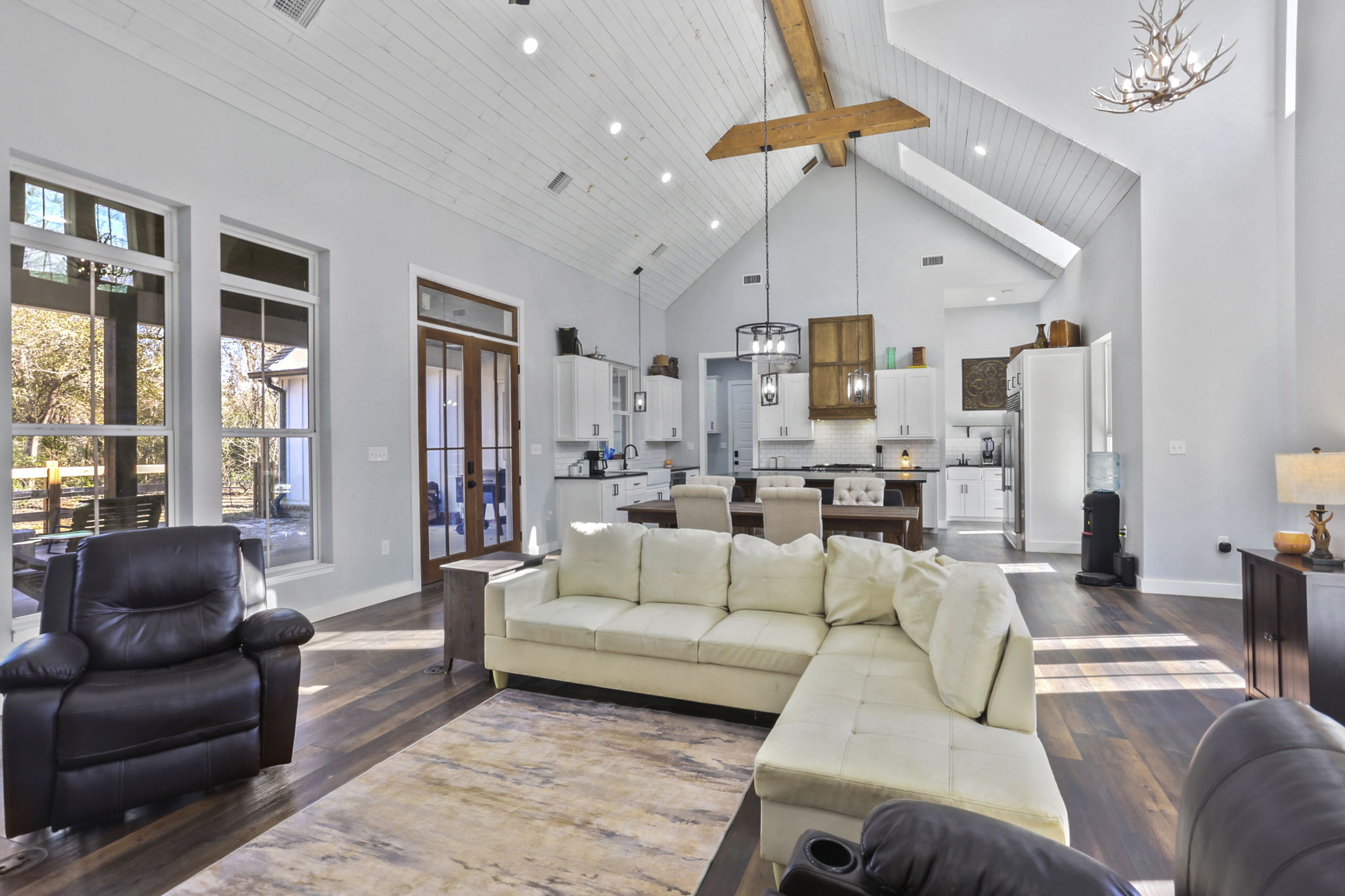 Zachary, Louisiana, 70791, United States, 4 Bedrooms Bedrooms, ,4 BathroomsBathrooms,Residential,For Sale,1998548