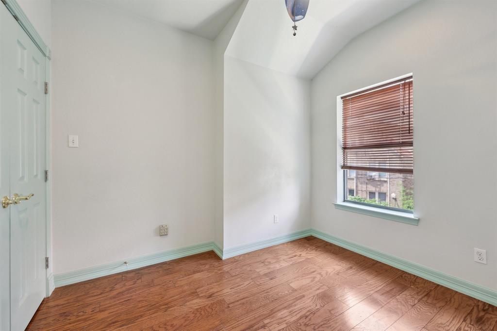 Fort Worth, Texas, 76107, United States, 5 Bedrooms Bedrooms, ,3 BathroomsBathrooms,Residential,For Sale,1915369