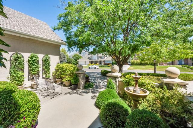 Sandy, Utah, 84093, United States, 5 Bedrooms Bedrooms, ,4 BathroomsBathrooms,Residential,For Sale,2049445