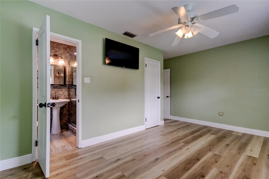 St Petersburg, Florida, 33710, United States, 3 Bedrooms Bedrooms, ,2 BathroomsBathrooms,Residential,For Sale,1877188