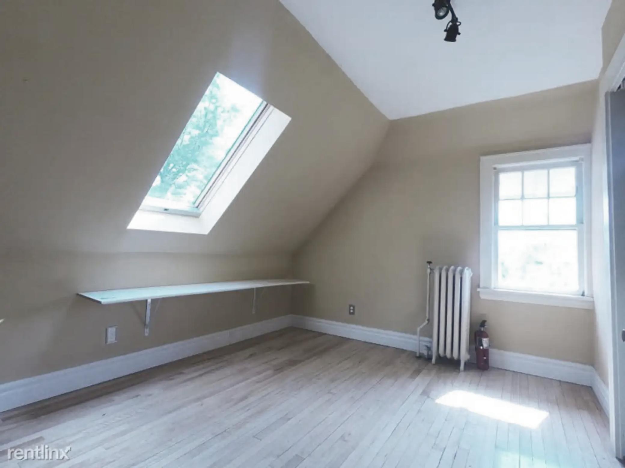 Minneapolis, Minnesota, 55403, United States, ,Residential,For Sale,1939617