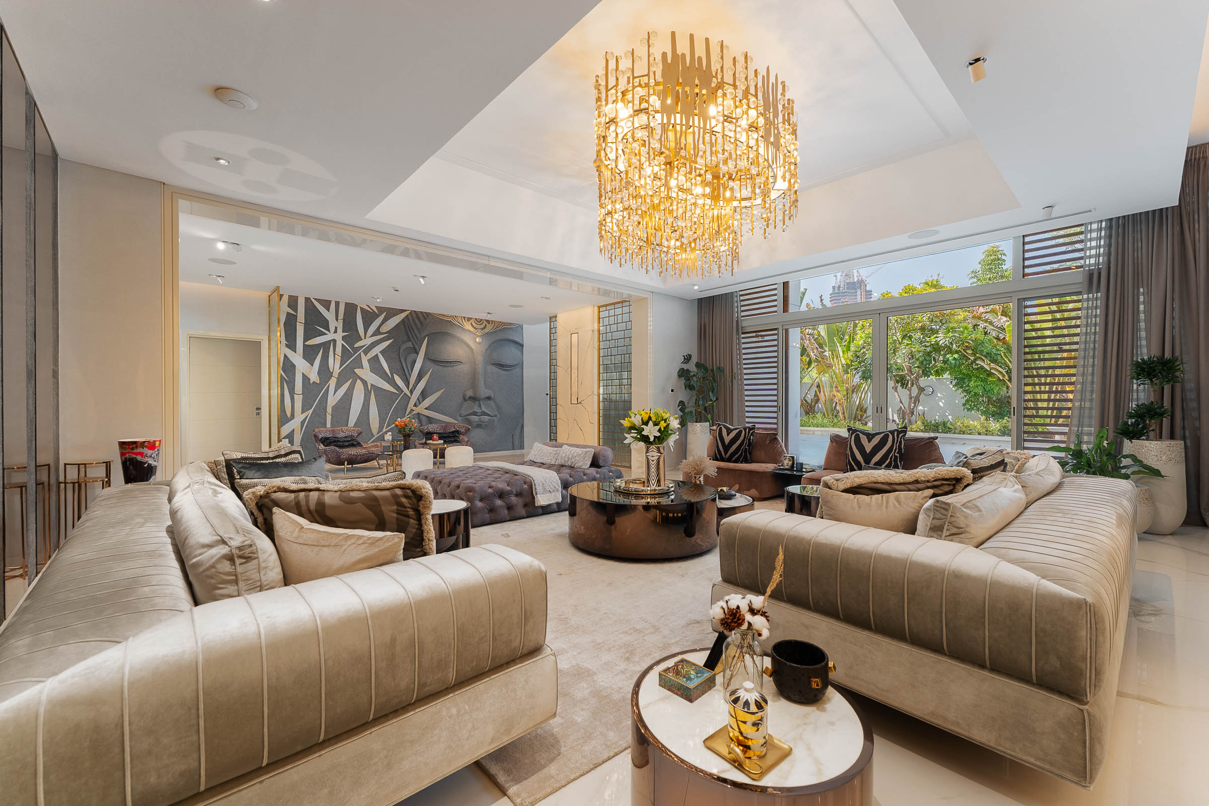  Upgraded Villa With City Views in MBR City - 物件實景