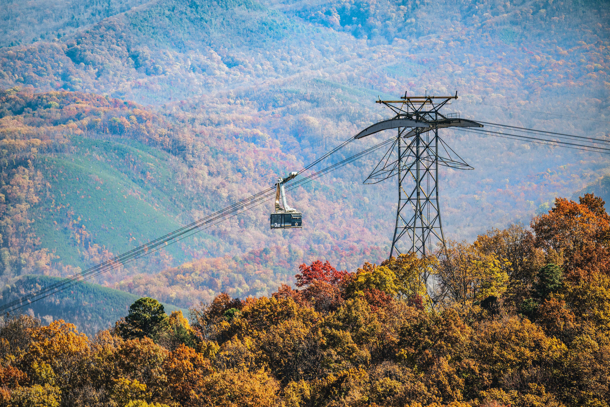 Gatlinburg, Tennessee, 37738, United States, 3 Bedrooms Bedrooms, ,5 BathroomsBathrooms,Residential,For Sale,1978798