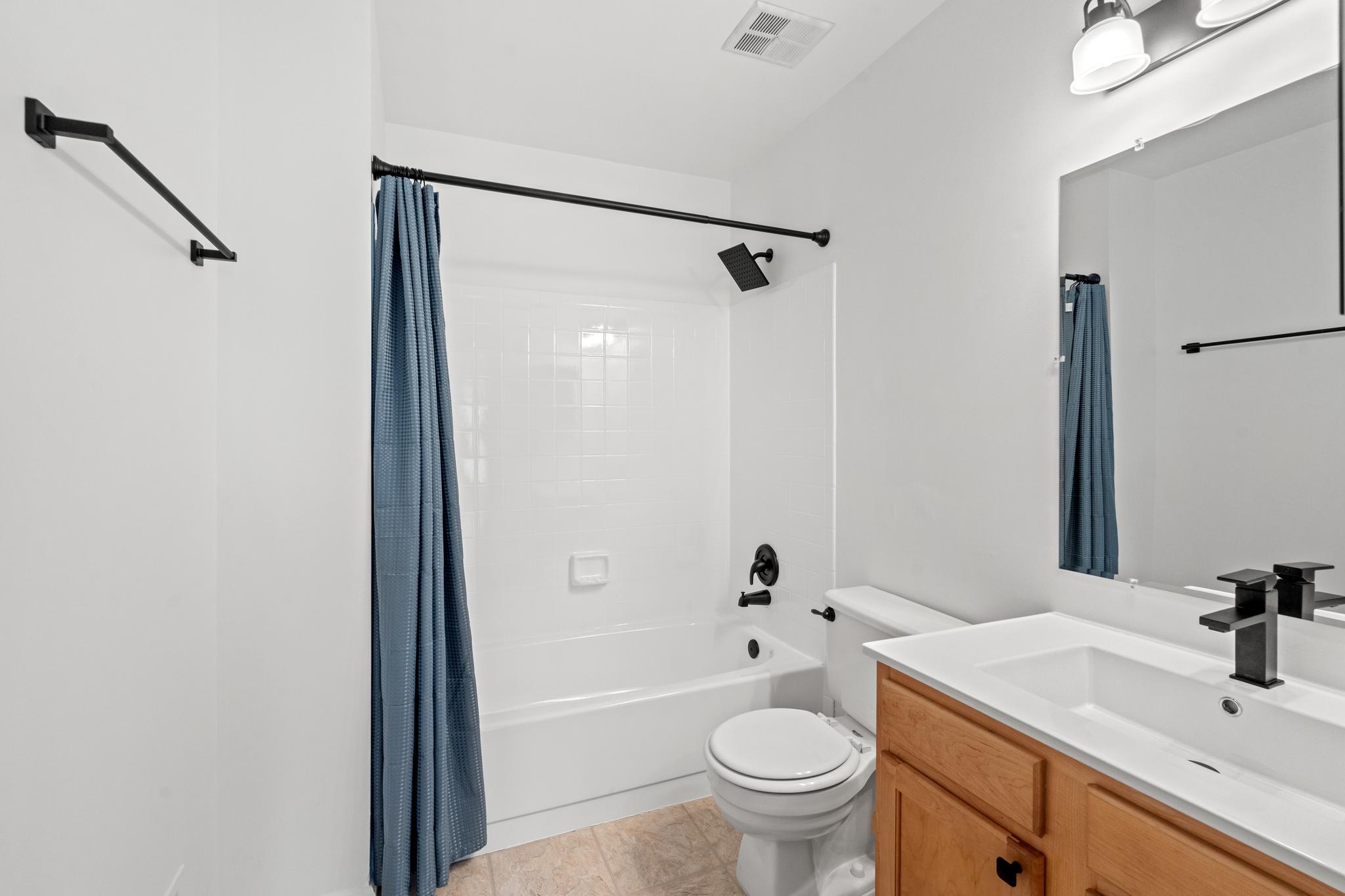  8405 Hollis Lane, Vienna, VA, 22182 - 物件實景