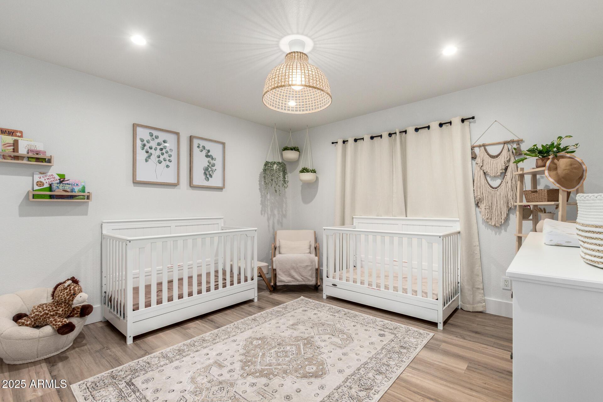 Peoria, Arizona, 85382, United States, 3 Bedrooms Bedrooms, ,2 BathroomsBathrooms,Residential,For Sale,2006297