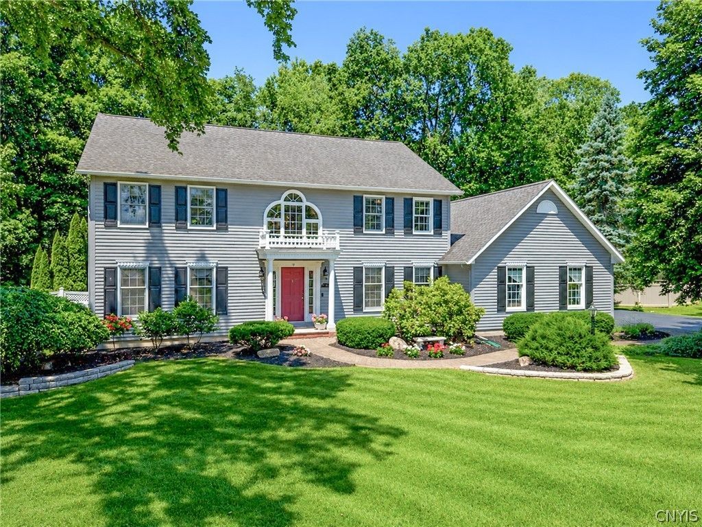 Pico Ln, Baldwinsville, NY 13027